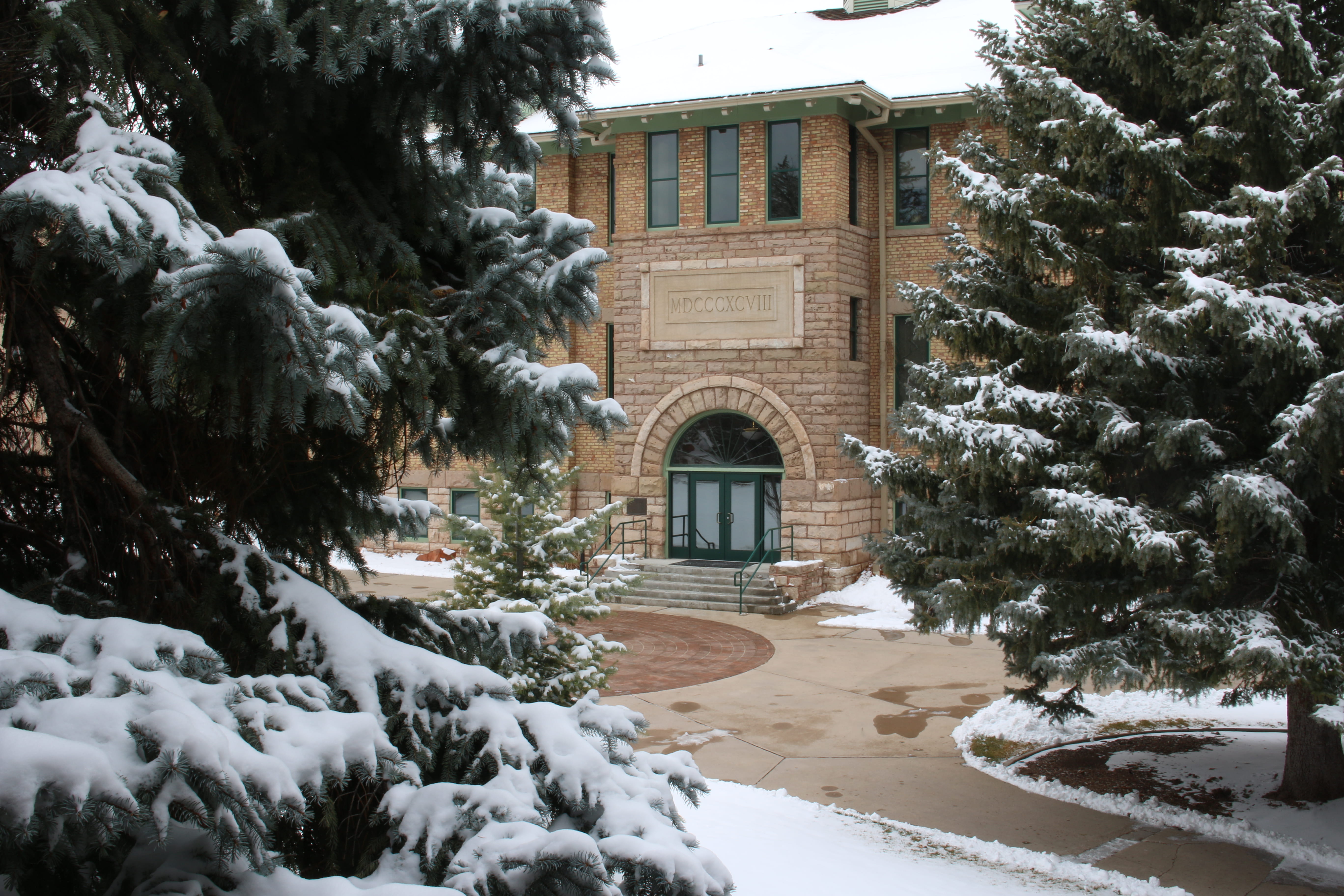 old main, college campus, nature, building, universtiy, no people, winter, university campus, building exterior, snow, tree, trees, frozen, cedar city, HD Wallpaper