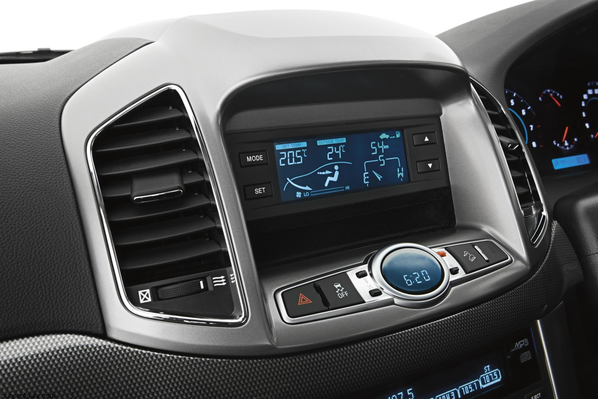 steering wheel, 1080P, gearshift, luxury, land vehicle, no people, push button, wealth, holden, dashboard, radio, control, transportation, indoors, road trip, HD Wallpaper