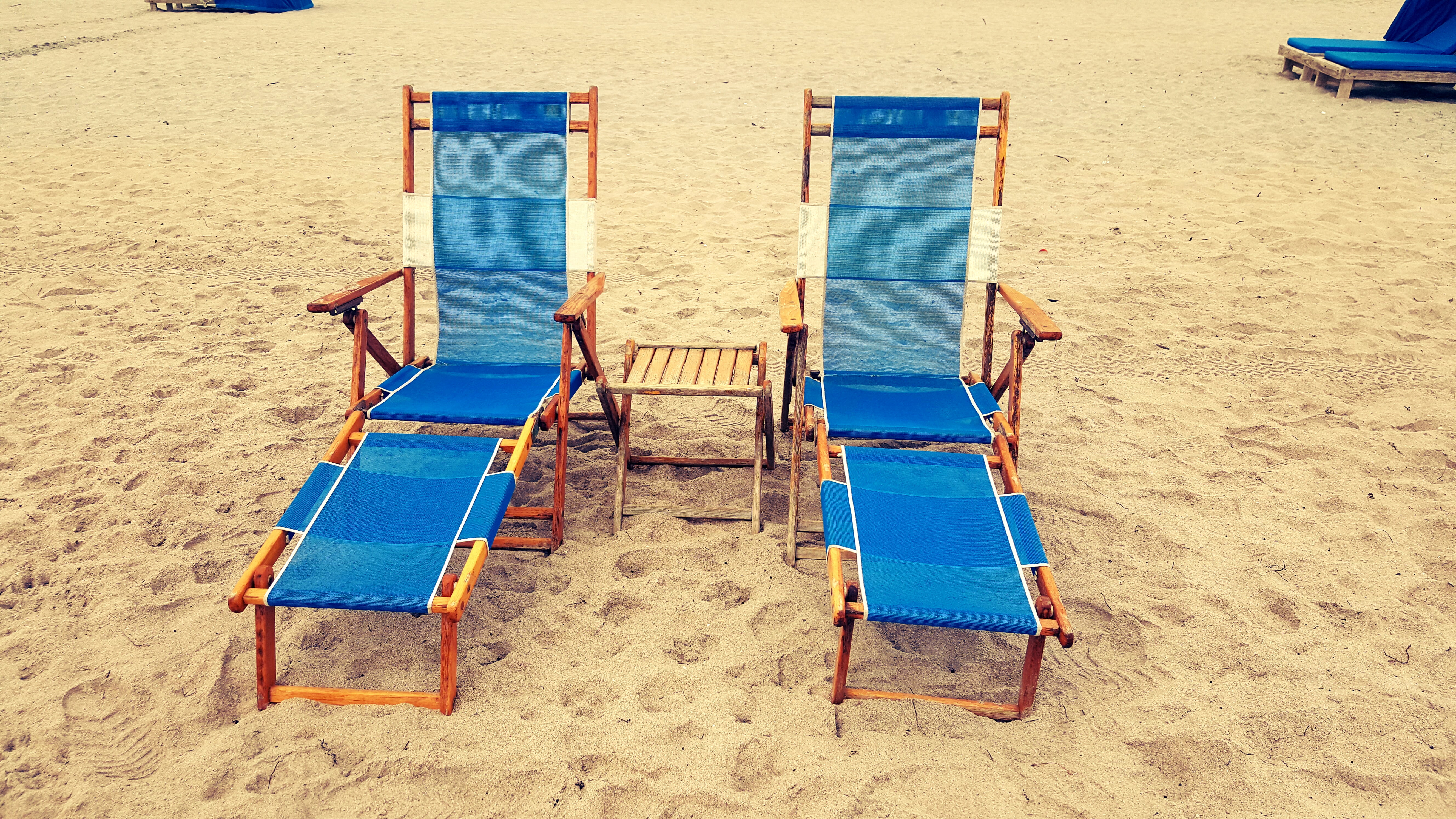 leisure, resort, idyllic, beach chairs, vacation, nature, no people, sun, sunloungers, land, sunlight, holiday, trip, island, high angle view, seashore, HD Wallpaper