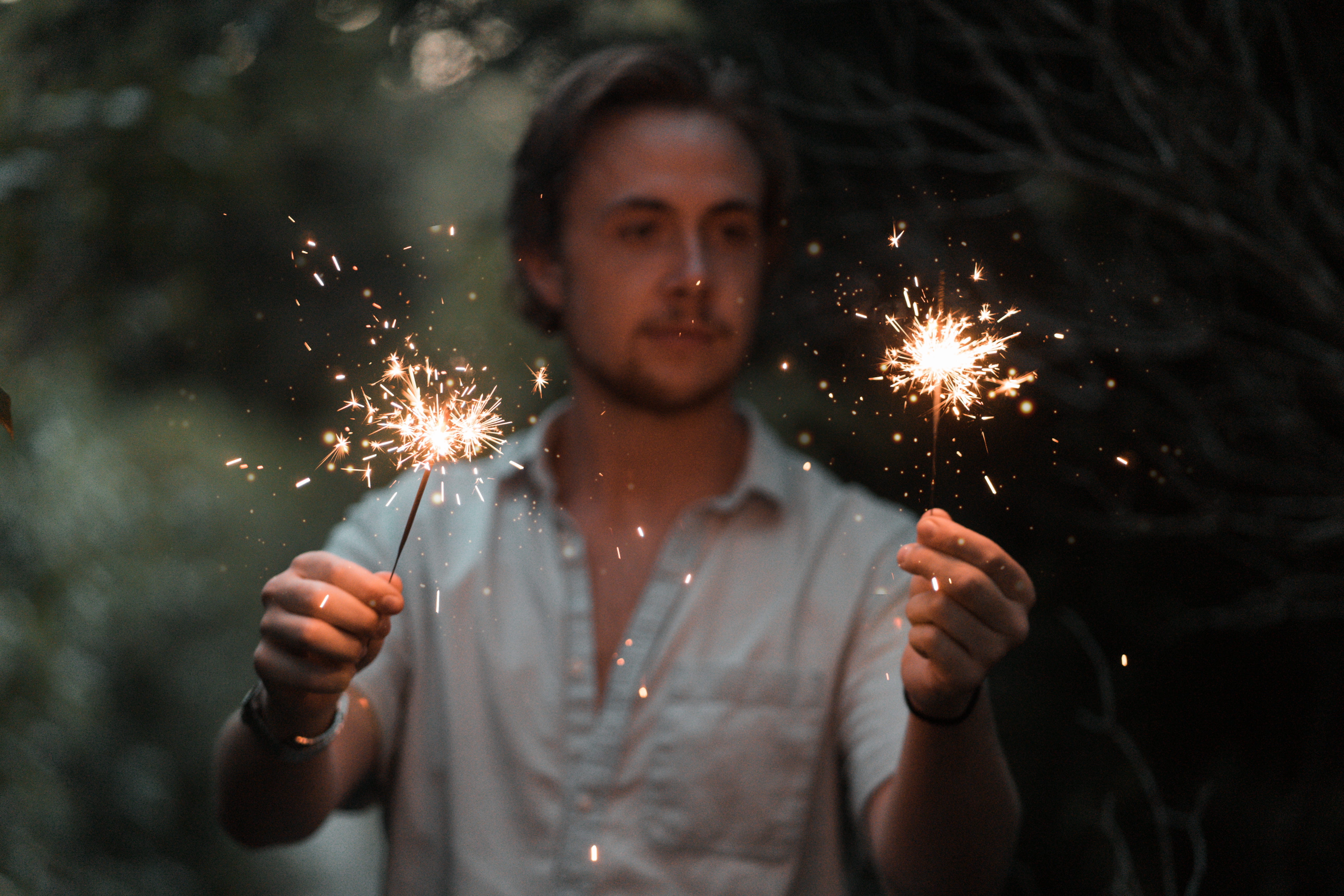 backgrounds, sparkler, illuminated, black Color, caucasian Ethnicity, people, sunrise, new Years Eve, happiness, portrait, magic, forest, heat - Temperature, HD Wallpaper