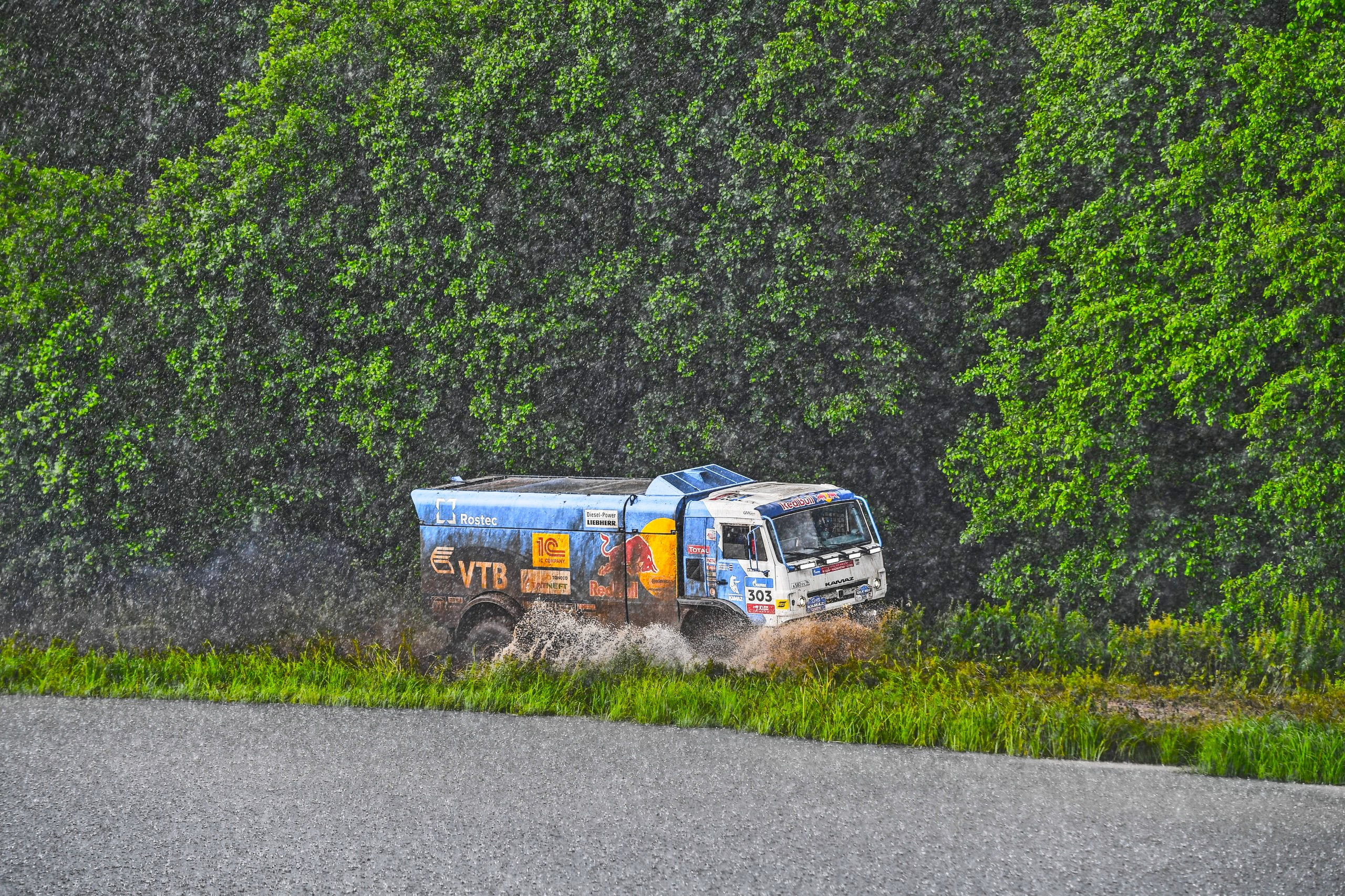 Sport, Master, Trees, Rain, Nature, 2K, Squirt, Russia, The shower, KAMAZ, Water, Speed, Overcast, Rally, Dirt, Race, Silk road, Silk Way, HD Wallpaper