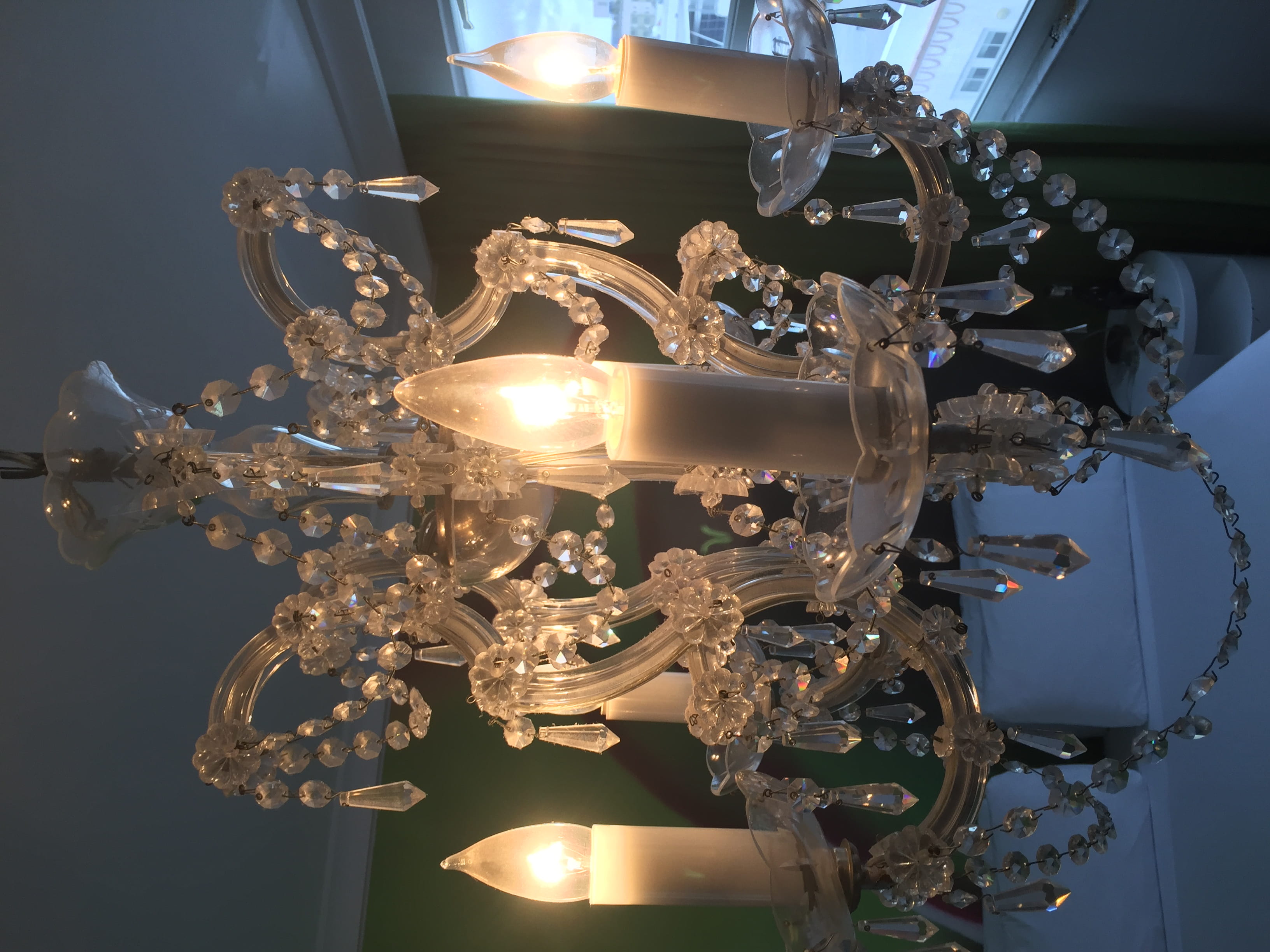 electricity, glass, ornate, united states, no people, south beach, light, crystal glassware, electric lamp, crystal, indoors, hanging, chandelier, glowing, HD Wallpaper