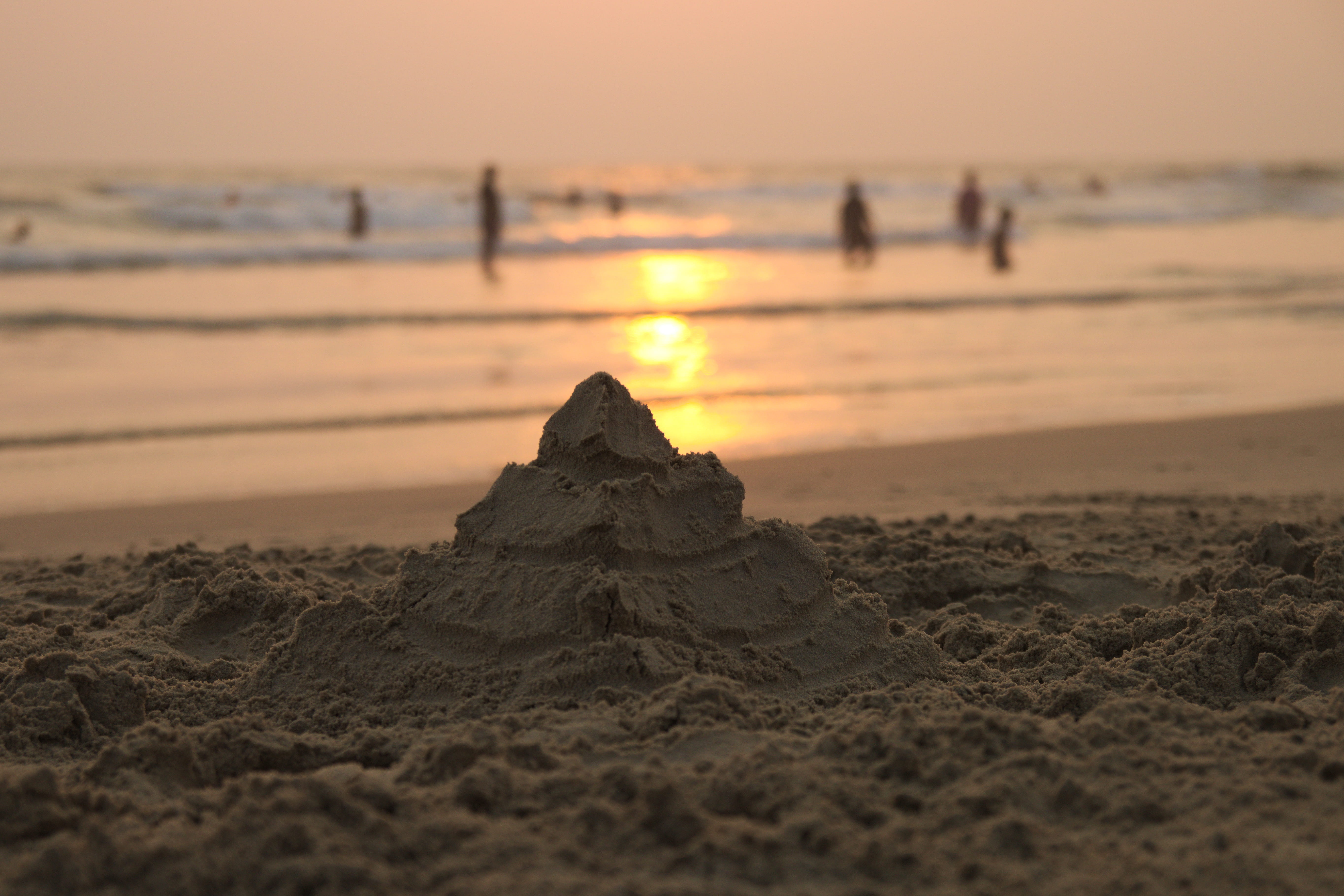 beach, wavs, sea, remote, nature, idyllic, vivid, rock, land, horizon over water, varkala, scenics - nature, sandcastles, horizon, tranquil scene, beauty in nature, HD Wallpaper