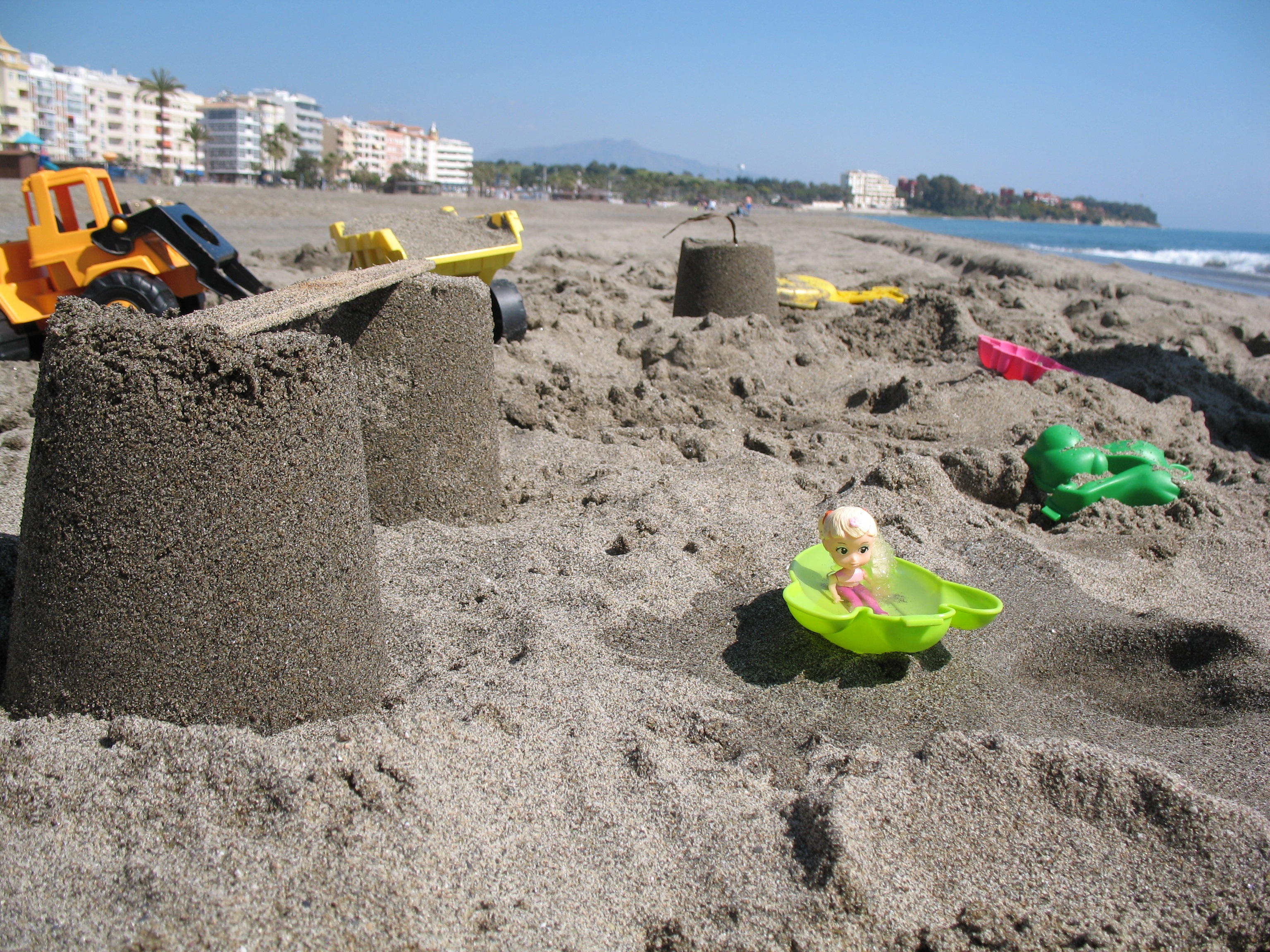 sand, development, pollution, day, sky, dirt, sunlight, land, beach, sand pail and shovel, children, plastic, sandcastle, toys, nature, built structure, HD Wallpaper