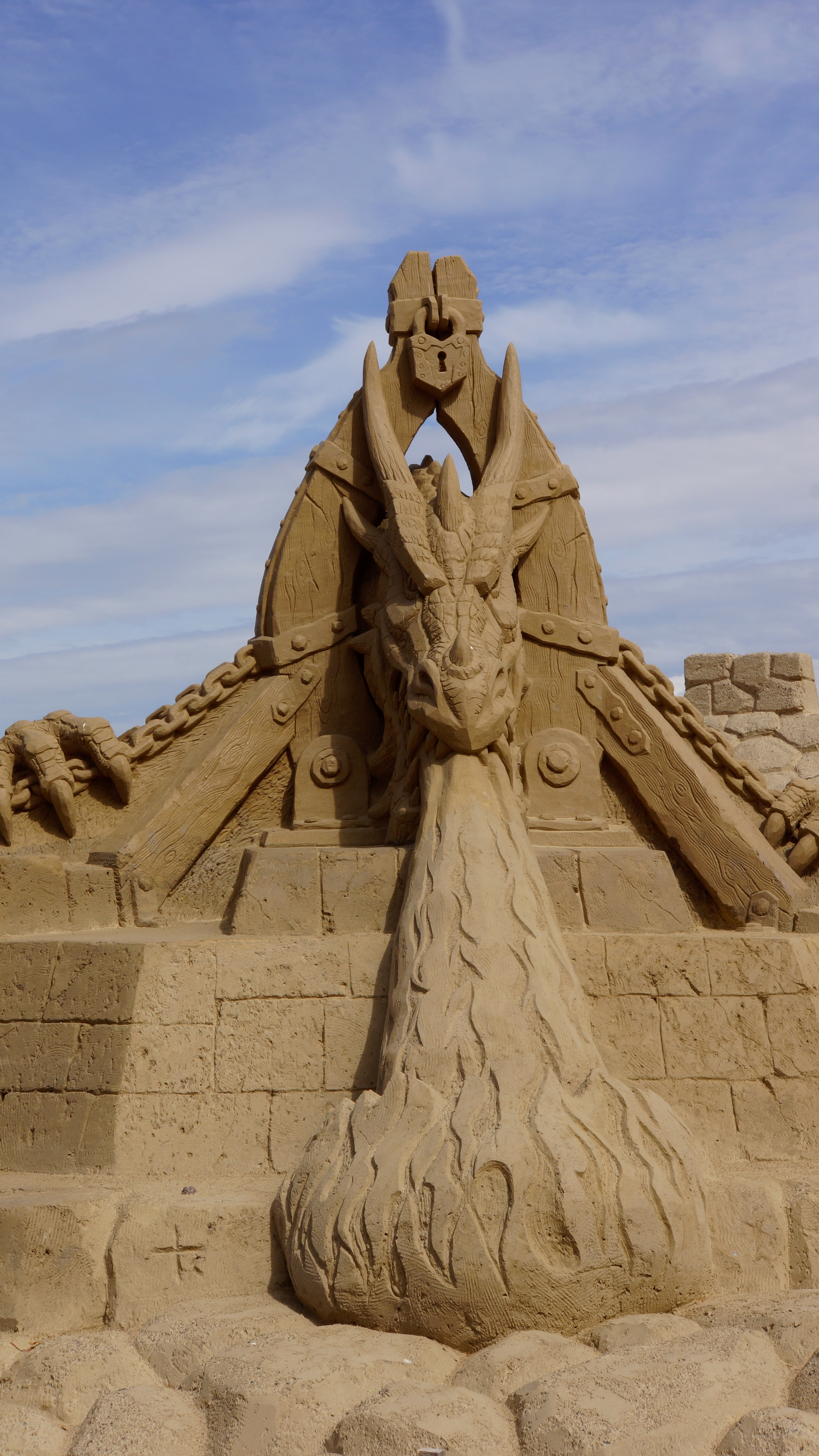 history, sandcastle, built structure, outdoors, solid, 5K, human representation, male likeness, art and craft, representation, sculpture, creativity, ancient civilization, Phone HD Wallpaper