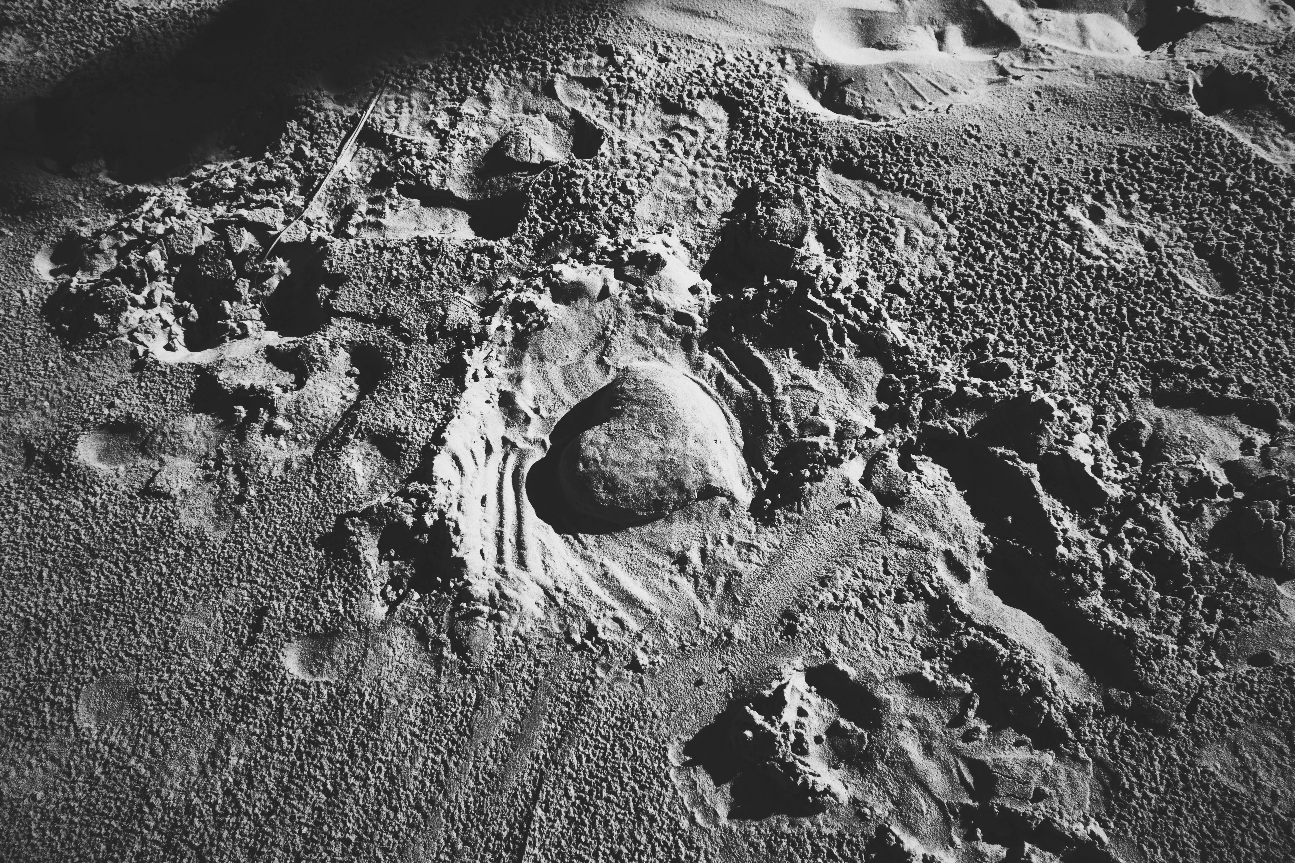 physical geography, ground, mammal, rock, craft, volcano, beach, sandcastle, mountain, day, animal, wet, photo, face, old, sand, rock - object, human, textured, HD Wallpaper