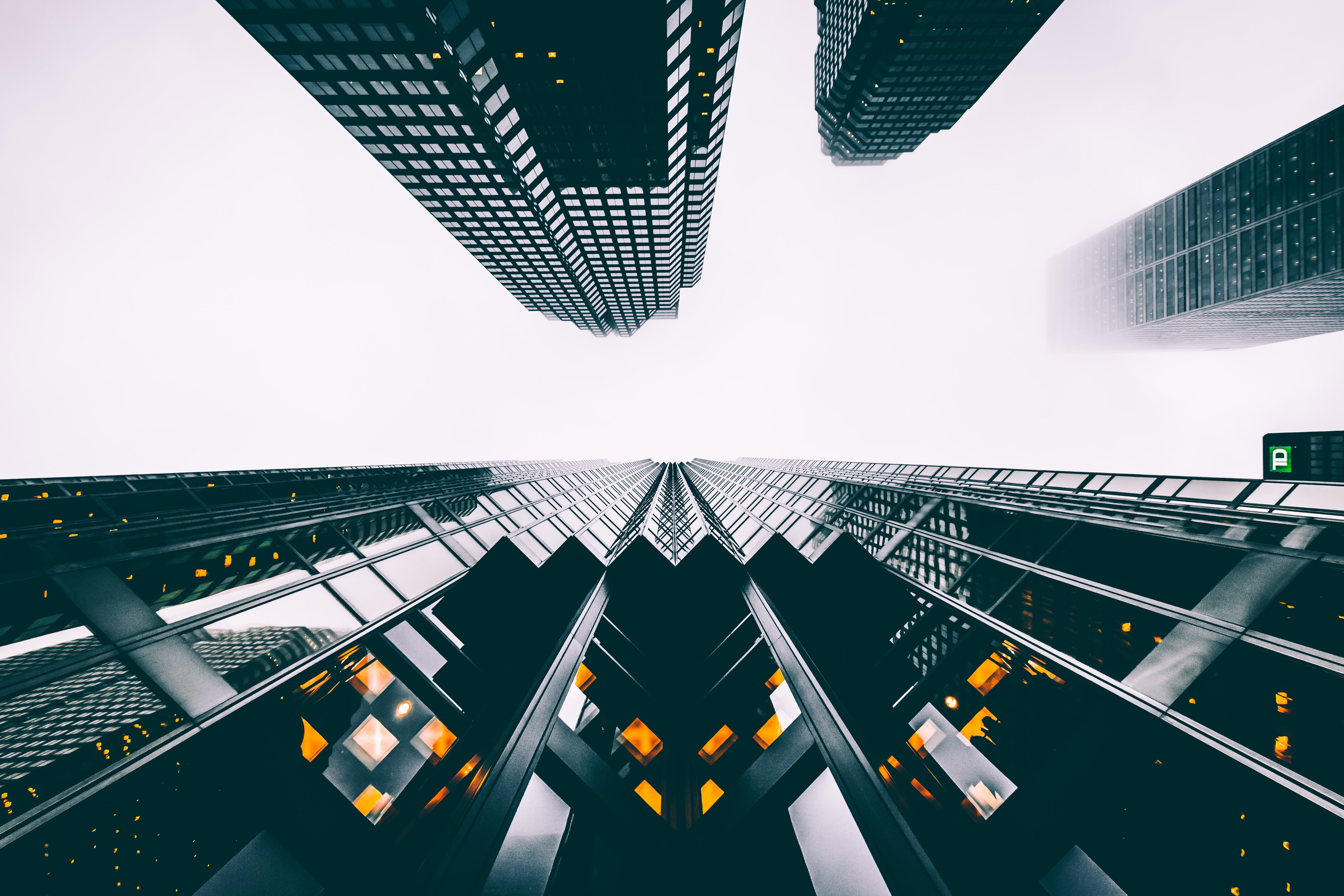 low, city, manhattan - New York City, outdoors, office Building, construction Industry, downtown District, famous Place, urban Skyline, directly below, HD Wallpaper