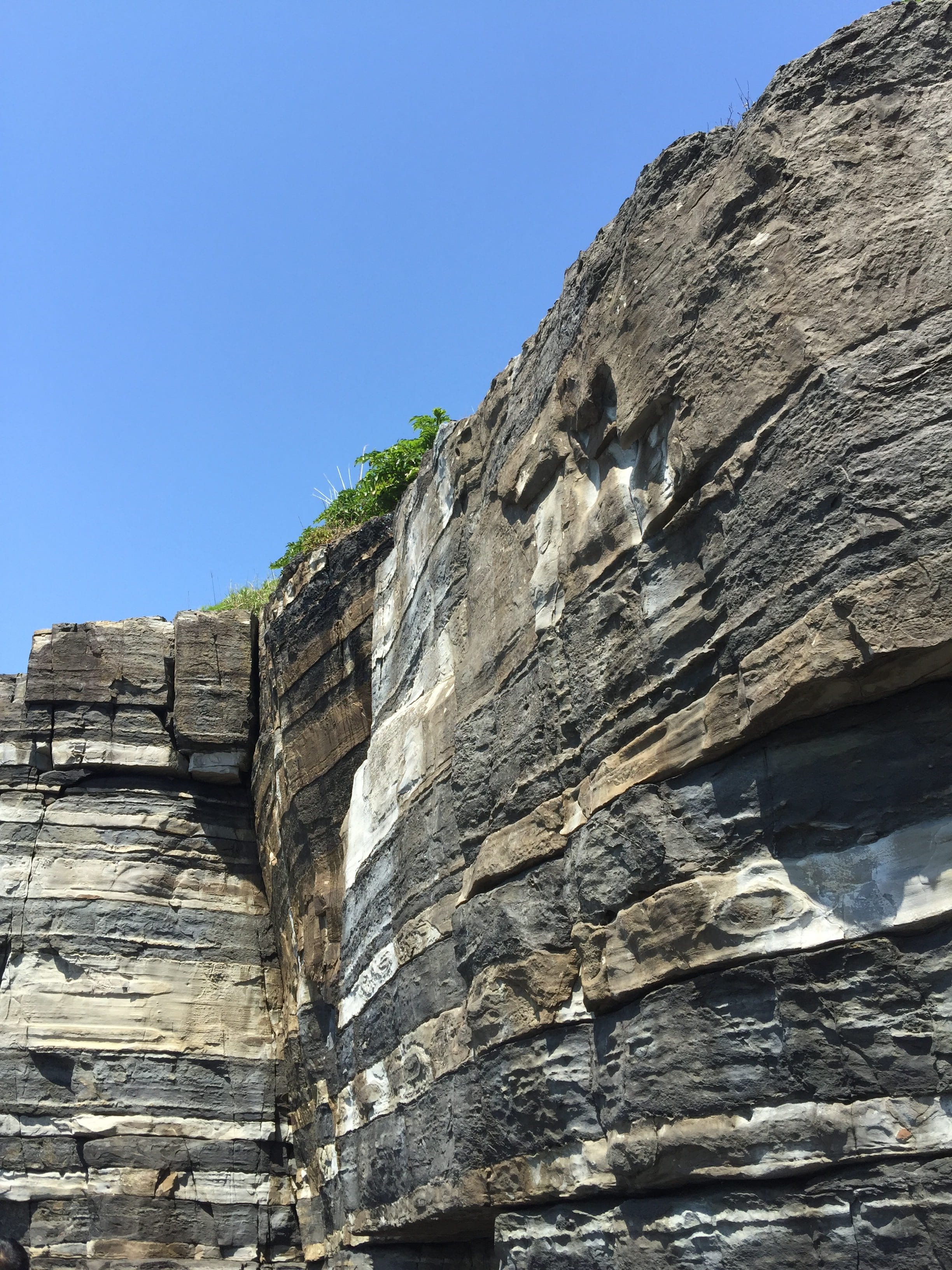 day, sunlight, stone wall, rock formation, rough, textured, 2K, no people, fossil, built structure, low angle view, sky, the past, history, yamaguchi, Phone HD Wallpaper