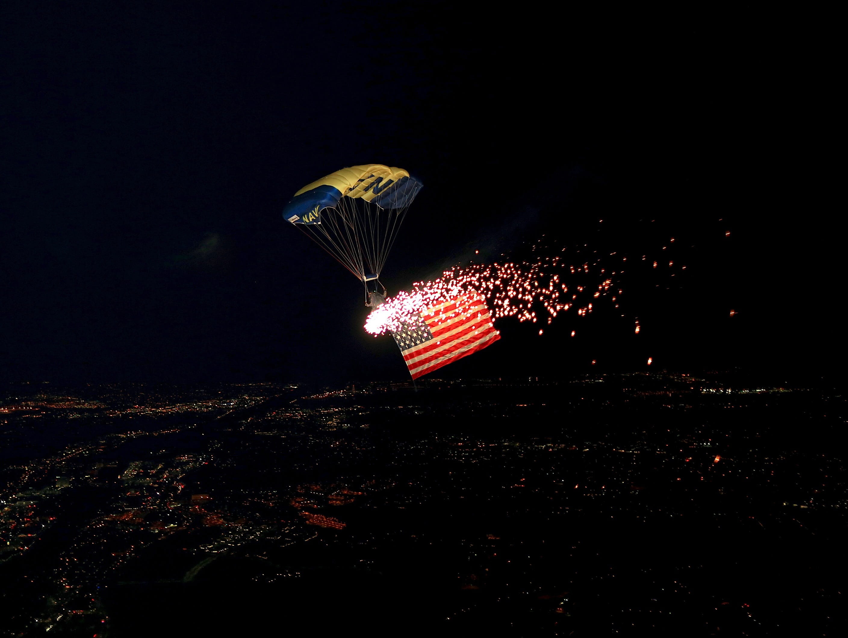 glowing, nature, long exposure, american, light, outdoor, lighting equipment, jump, no people, burning, celebration, usa, mid-air, outdoors, dark, night, HD Wallpaper