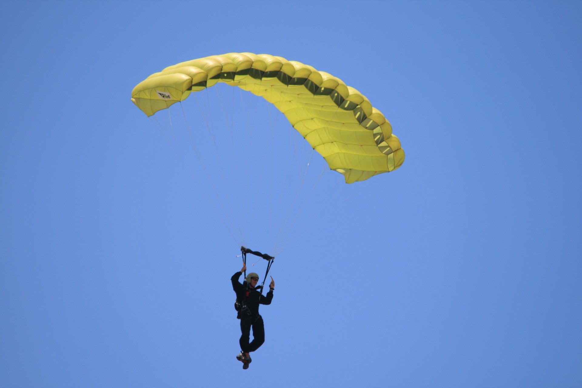 low angle view, leisure activity, blue, mid-air, extreme, fly, skydive, riding, parachute, man, paragliding, flying, outdoor, one person, parachutist, nature, HD Wallpaper