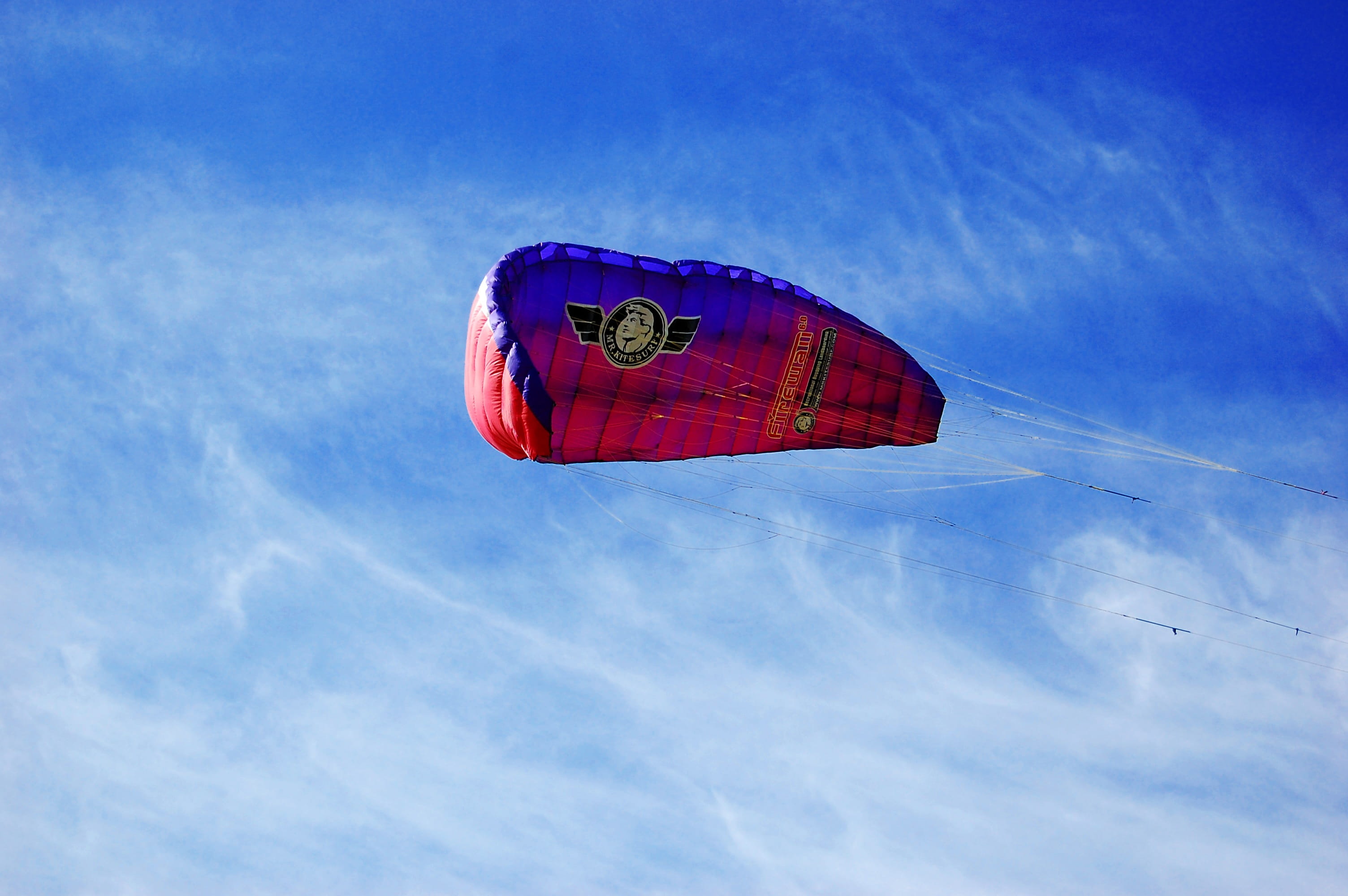 danger, active, mid-air, cloud - sky, Paragliding, high, paraglider, fly, national icon, sky, nature, blue, flying, activity, extreme, day, hobby, action, HD Wallpaper