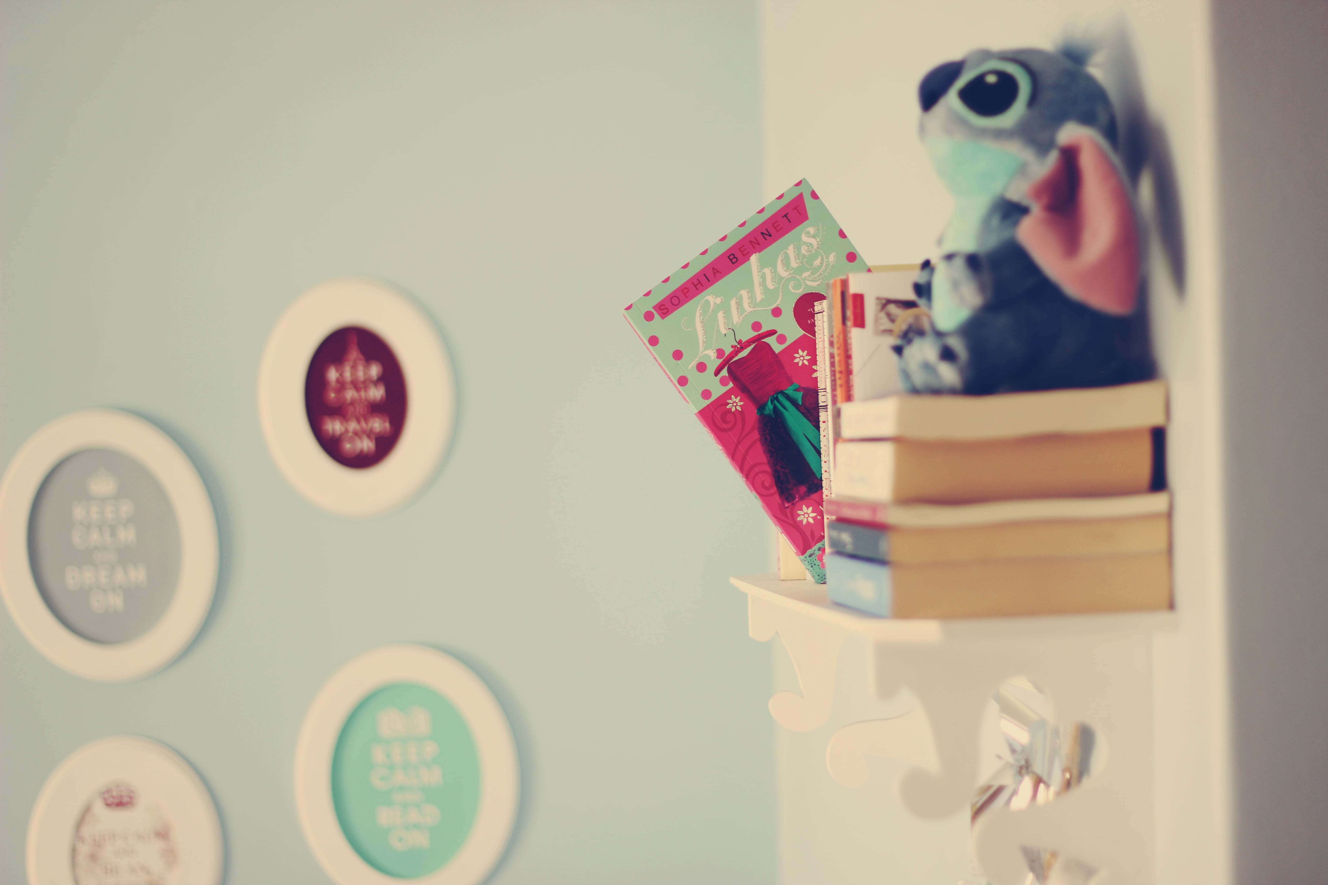 toy, human body part, picture, mood, background, child, shelf, representation, technology, photography themes, title, books, lifestyles, activity, real people, HD Wallpaper