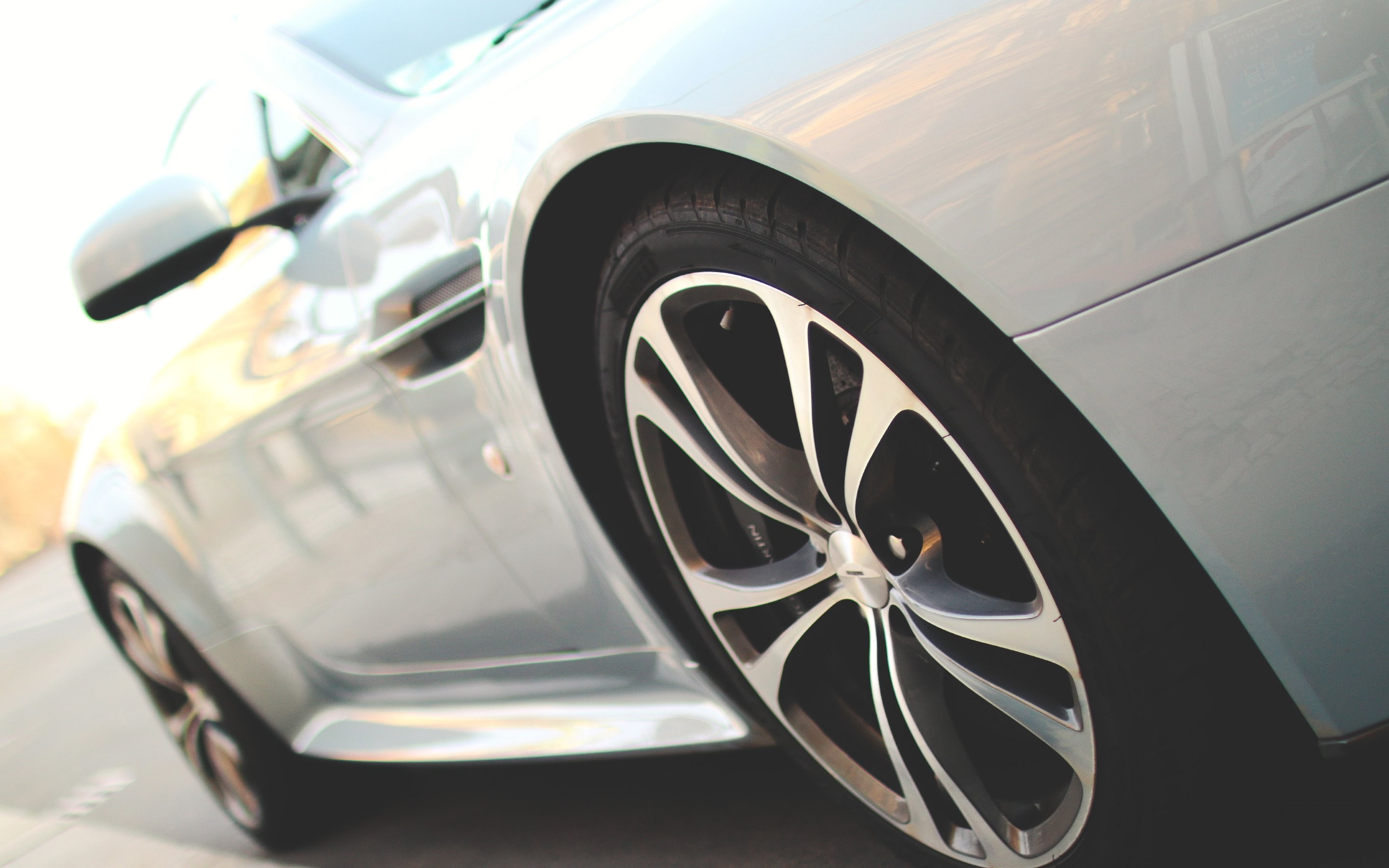 luxury, city, wheel, land vehicle, no people, silver colored, day, outdoors, tire, mode of transportation, white, metal, road, car, 2K, sports car, travel, HD Wallpaper
