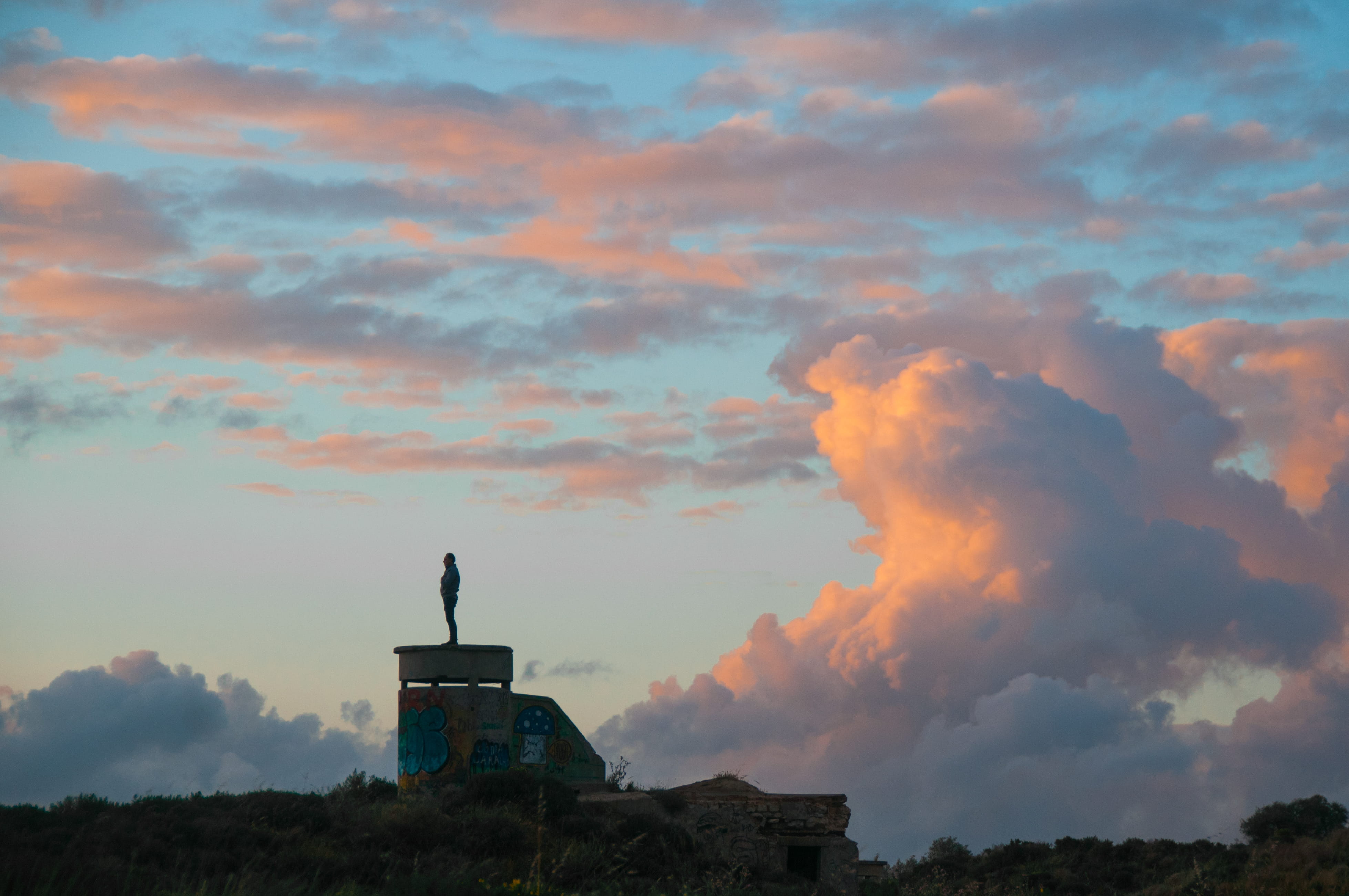 standing, portugal, hot, sky, low angle view, building exterior, blue, non-urban scene, land, cloud - sky, real people, people, silhouette, clouds, nature, HD Wallpaper
