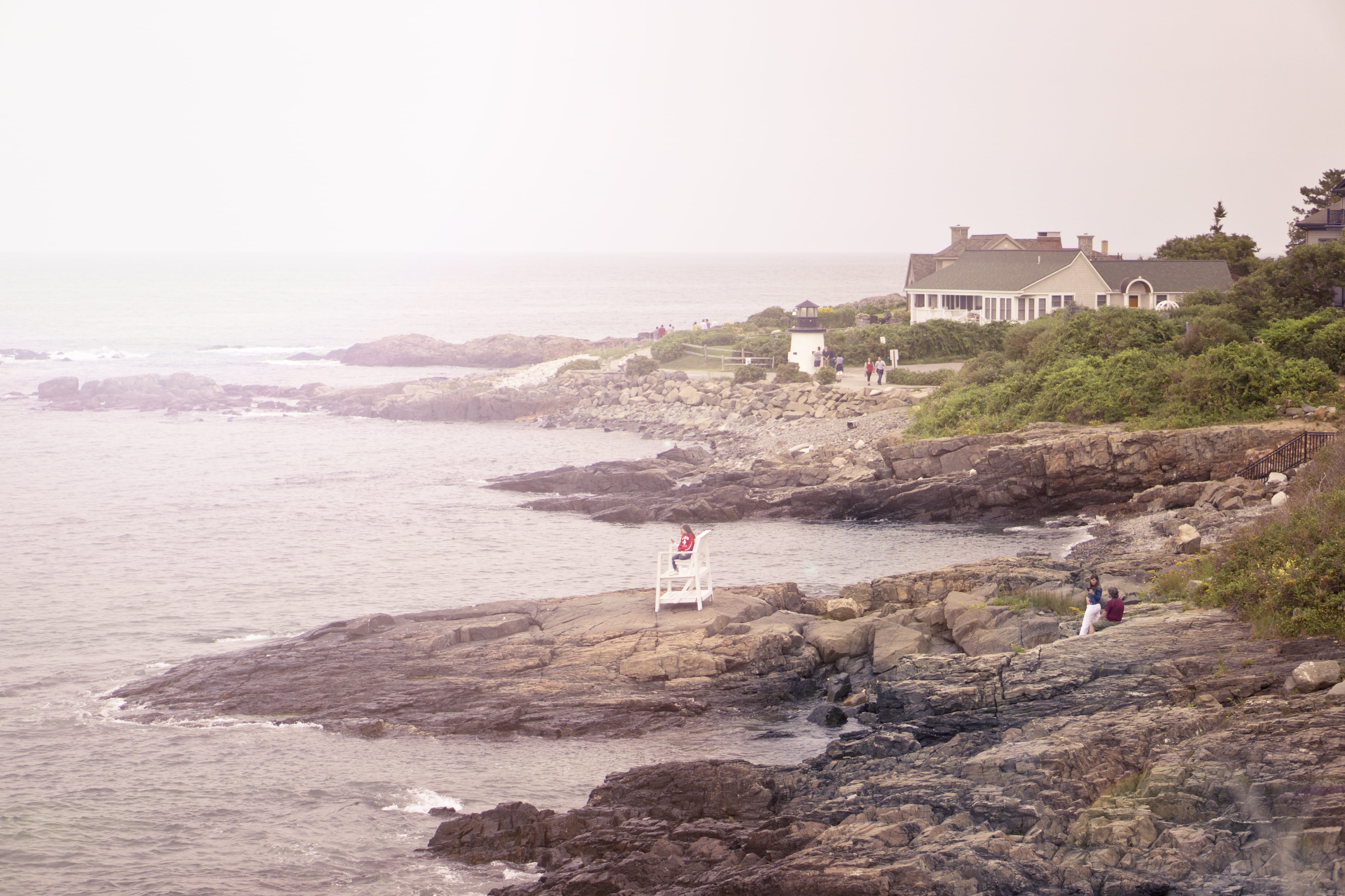 outdoors, real people, building, sky, ocean, men, beachhouse, built structure, land, architecture, waves, nature, rock, beach, tranquility, marginal way, HD Wallpaper