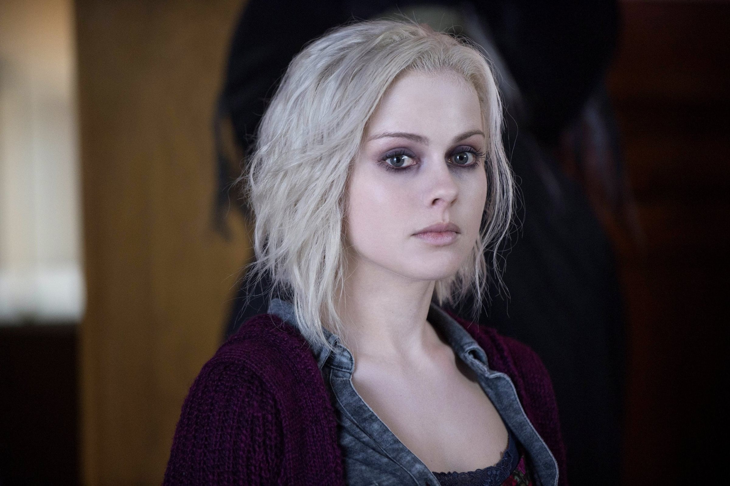 izombie, indoors, women, one person, beauty, beautiful woman, hairstyle, depression - sadness, young adult, headshot, long hair, looking at camera, blond hair, HD Wallpaper