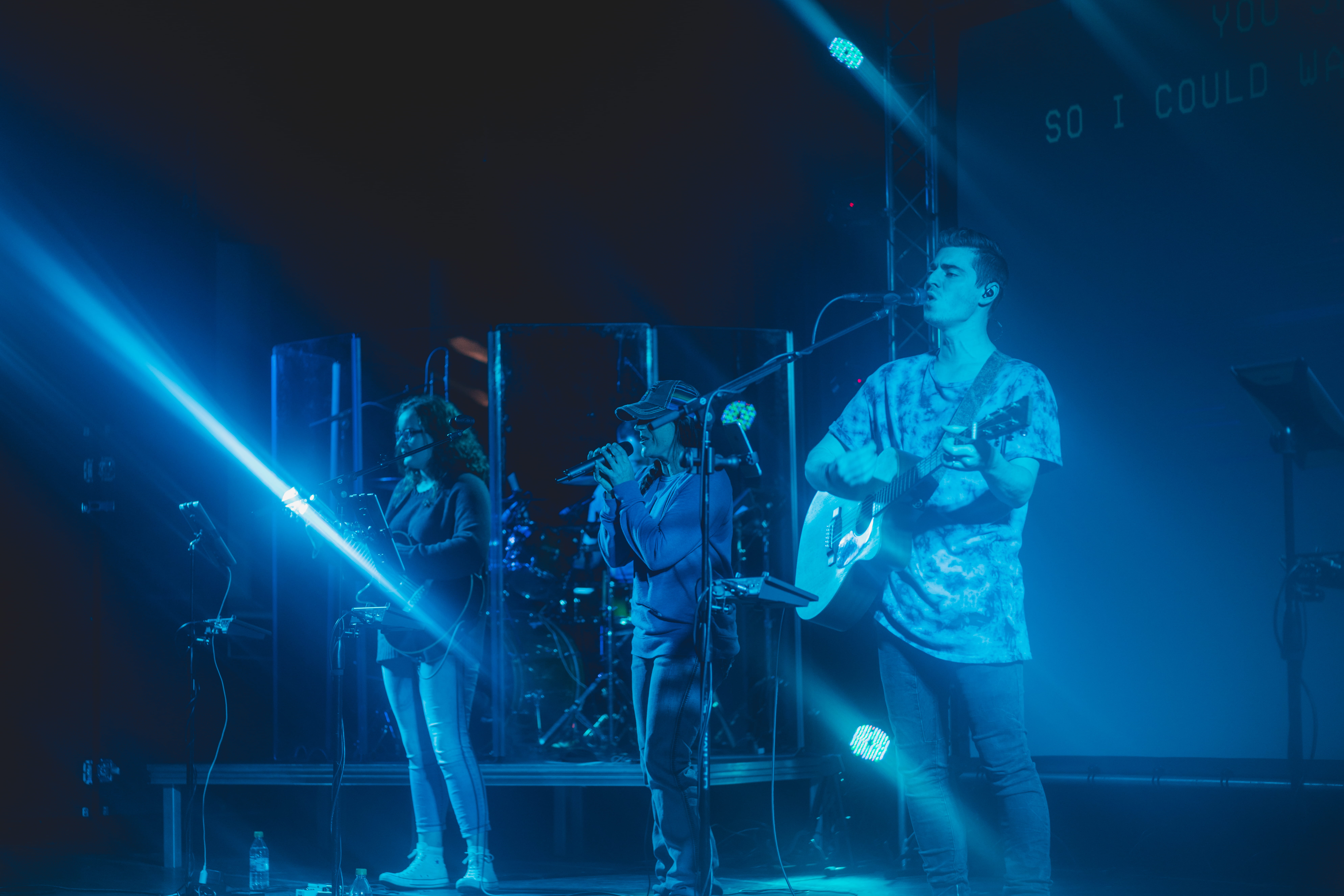 girl, front view, guy, guitar player, arts culture and entertainment, man, popular music concert, input device, light, people, illuminated, standing, musician, HD Wallpaper