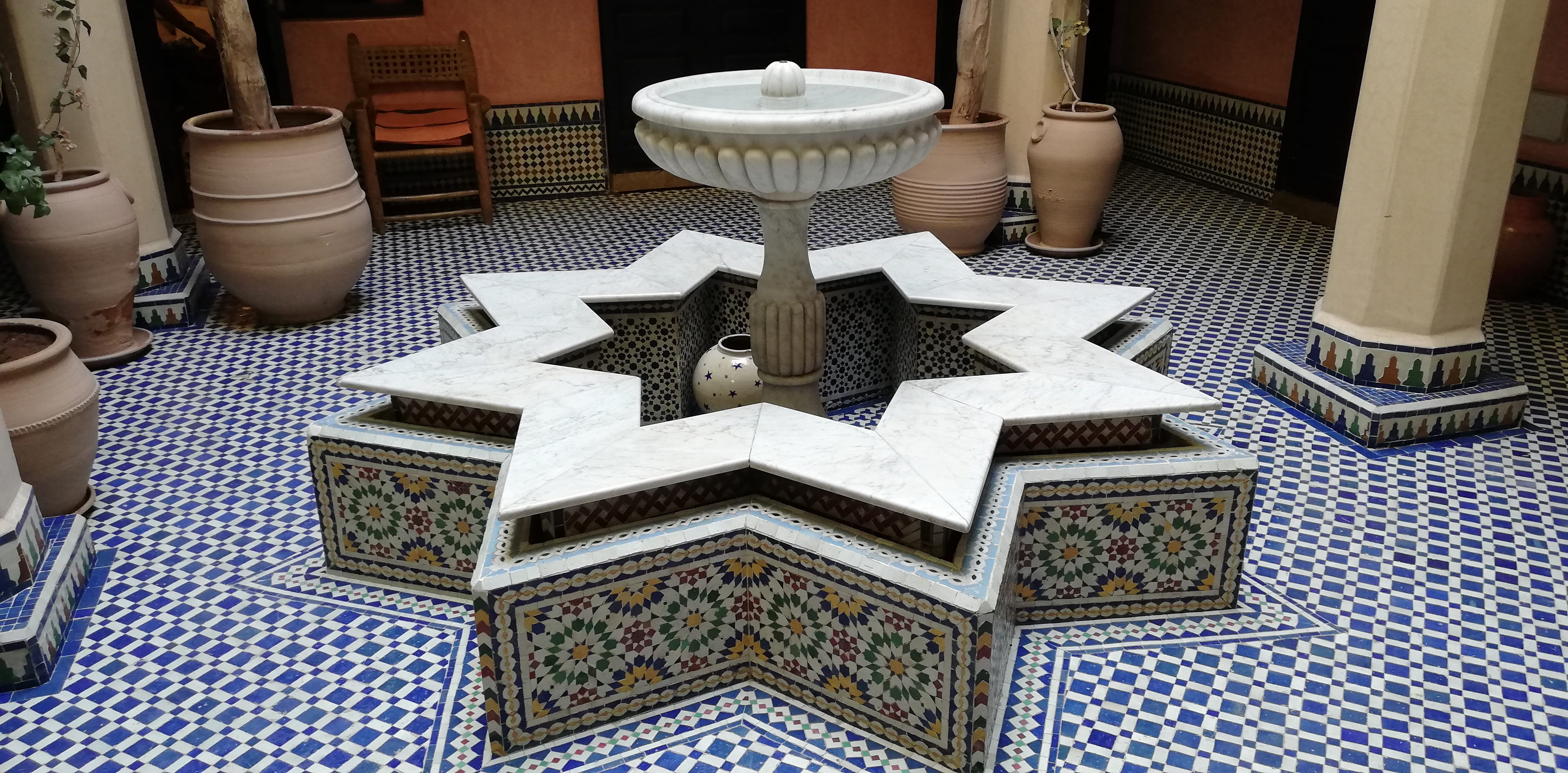 no people, flooring, ornate, religion, pattern, decoration, interior design, courtyard, high angle view, 4K, architecture, indoors, art and craft, built structure, HD Wallpaper