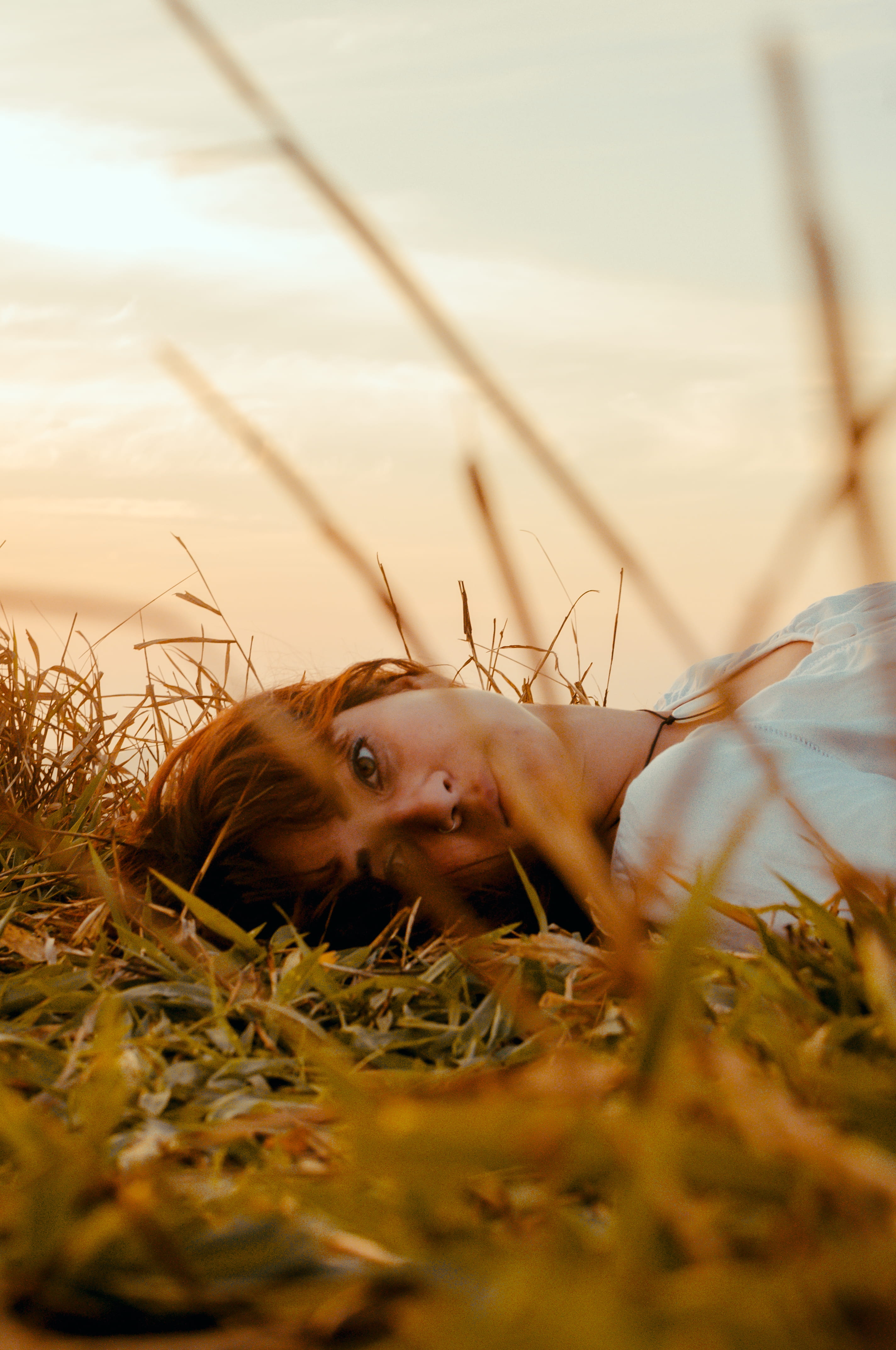 landscape, woman, sky, young, fall, nature, cute, young adult, close-up, outdoors, headshot, dawn, one person, plant, field, land, surface level, leisure activity, Phone HD Wallpaper