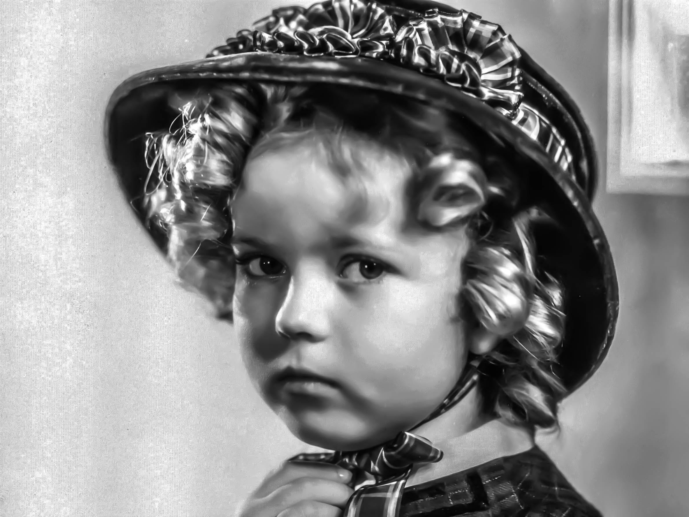 portrait, film, men, one person, human face, cute, 1080P, hollywood, close-up, innocence, boys, front view, child, actress, focus on foreground, real people, HD Wallpaper