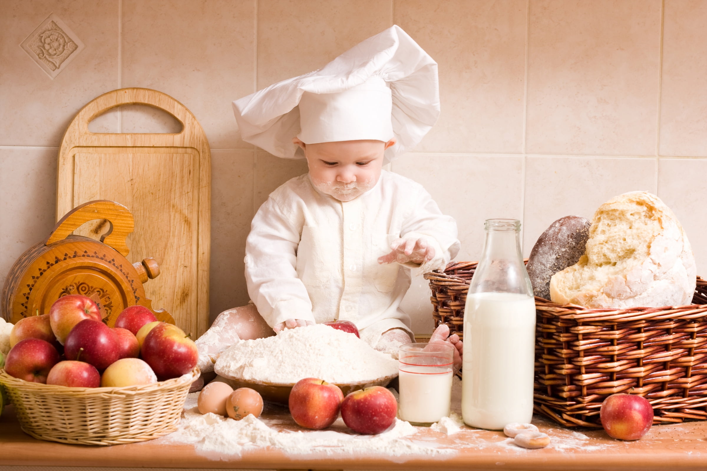lifestyles, 1080P, food and drink, one person, child, food, table, indoors, childhood, boys, s, chef, costume, white, cute, men, baker, Baby, real people, HD Wallpaper