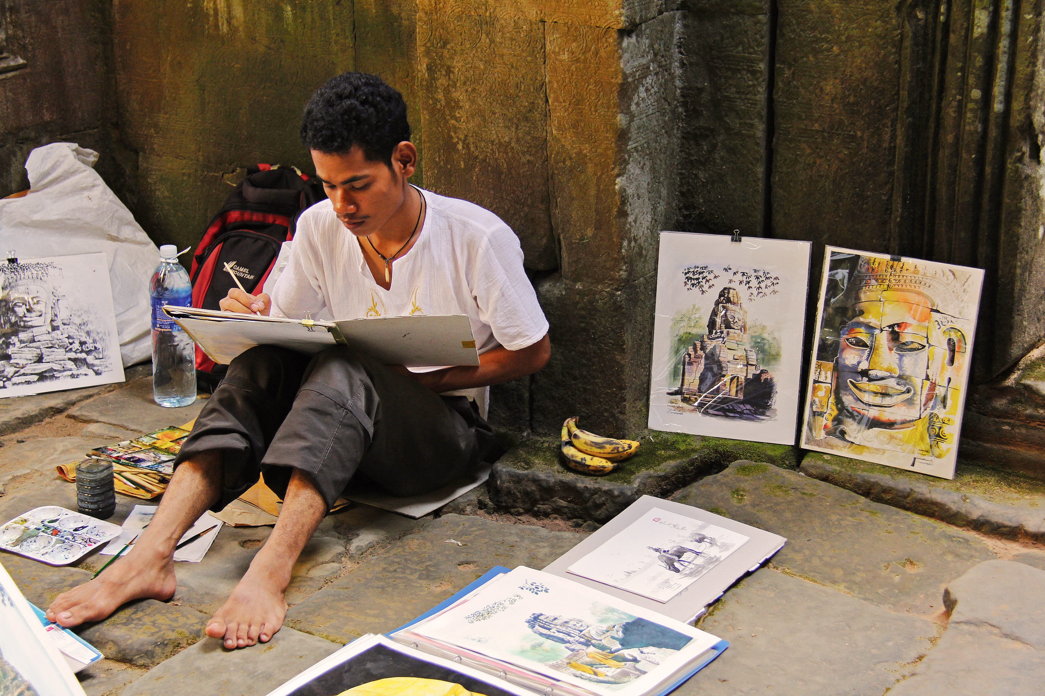 sitting, asia, art and craft, ancient, creativity, one person, colorful, Artist, concentration, only men, tourism, paintbrush, indoors, activity, painter - artist, HD Wallpaper