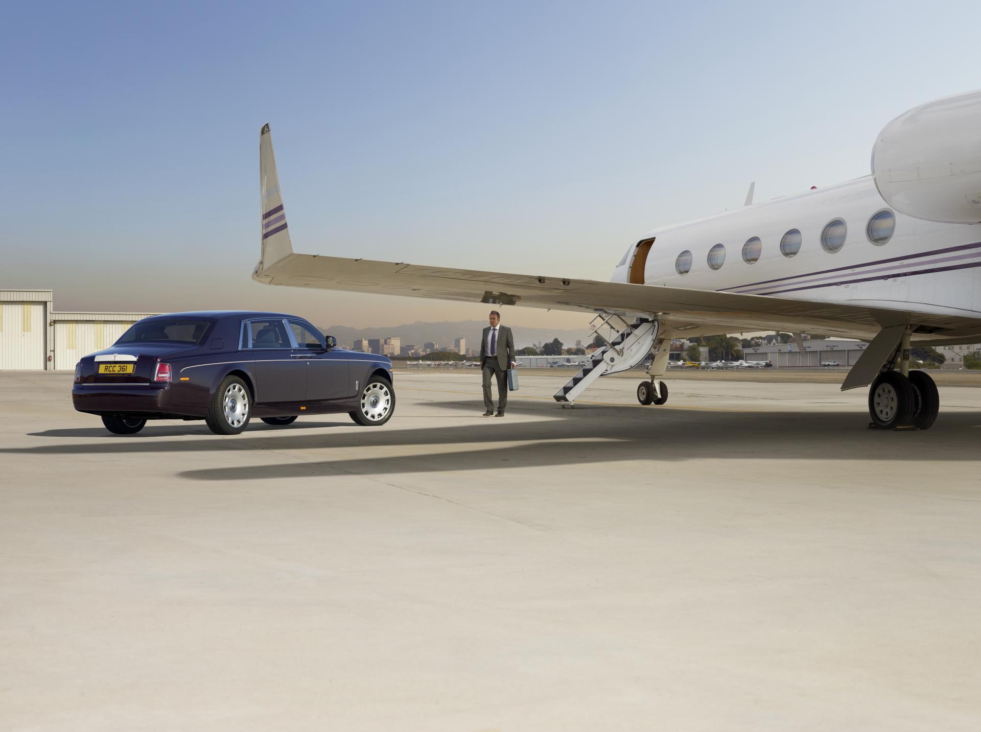 sunlight, mode of transportation, motor vehicle, 1080P, land vehicle, men, travel, sky, real people, copy space, luxury, one person, airport runway, extended, HD Wallpaper