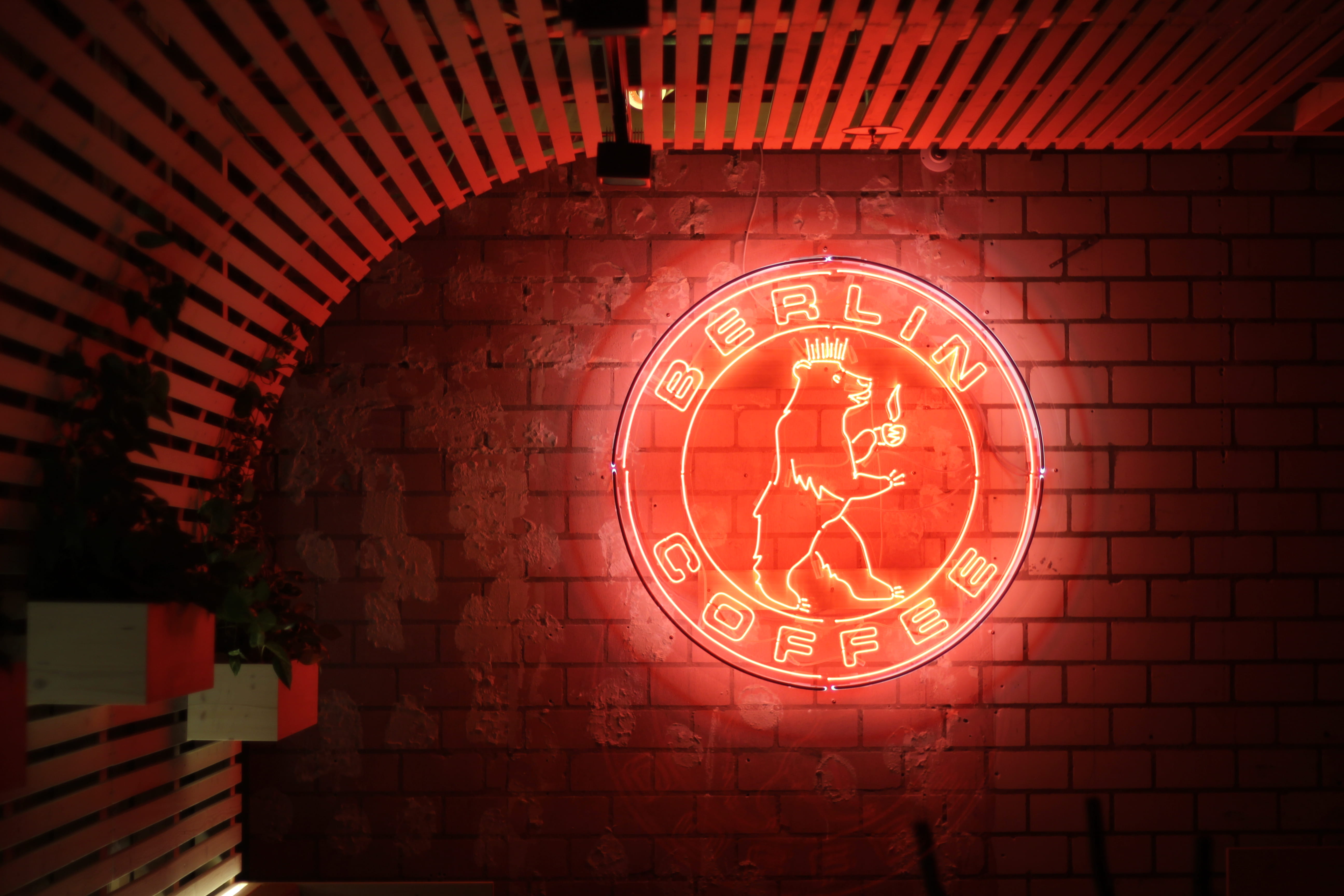 communication, wall - building feature, building, built structure, illuminated, decor, text, brick wall, brick, clock, turned, cafe, indoors, coffee shop, HD Wallpaper