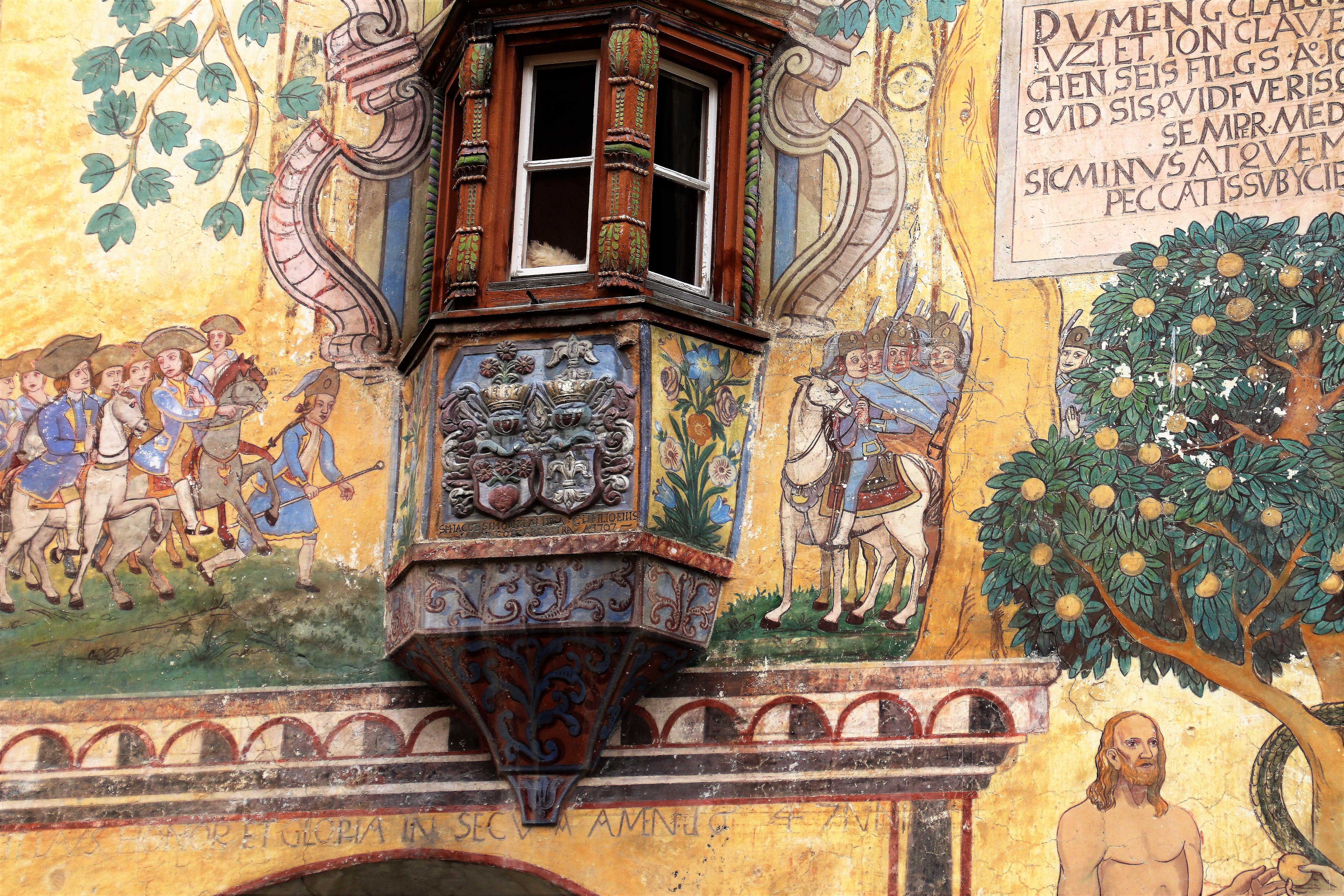 ornate, craft, monument, façades, no people, old town, painting, day, wall, creativity, travel, medieval, townhouses, house, old window, the walls of the, HD Wallpaper
