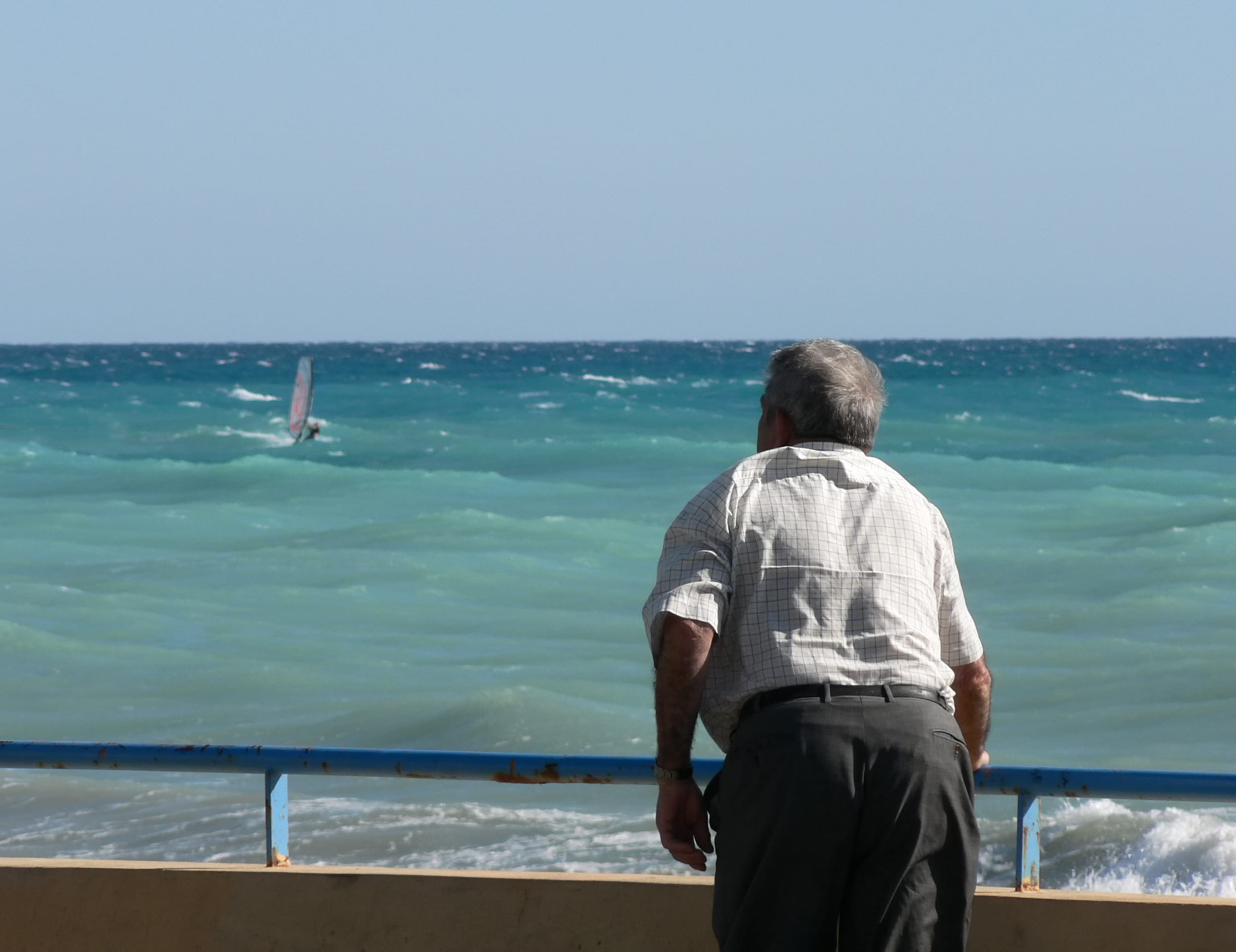 standing, men, nature, italy, lifestyles, three quarter length, scenics - nature, winsurf, shorts, looking at view, bordighera, sky, horizon over water, HD Wallpaper