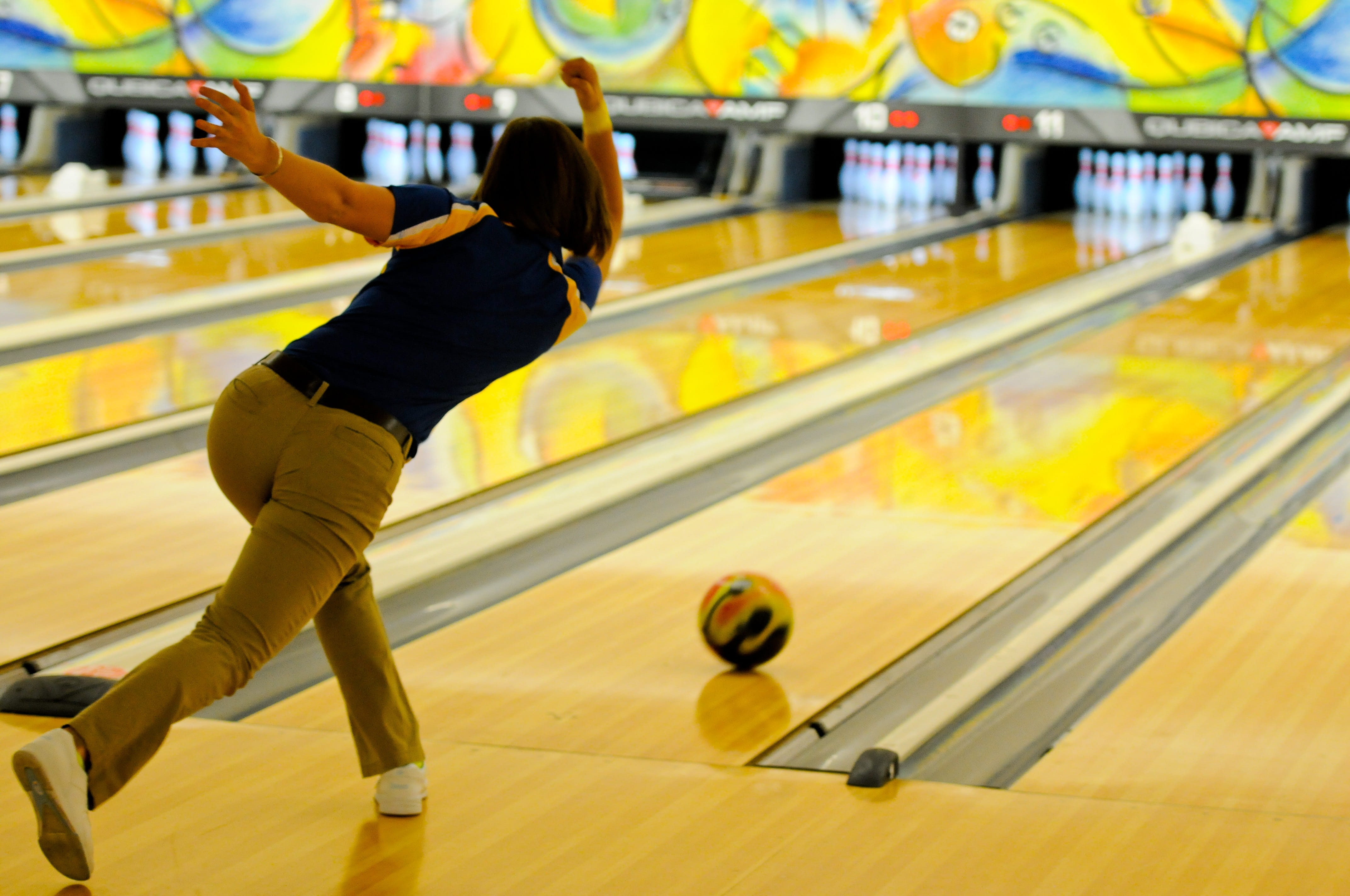 activity, 4K, playing, human, sports activity, alley, ball, human arm, sport, challenge, bowling, taking a shot - sport, competitive sport, indoors, motion, HD Wallpaper