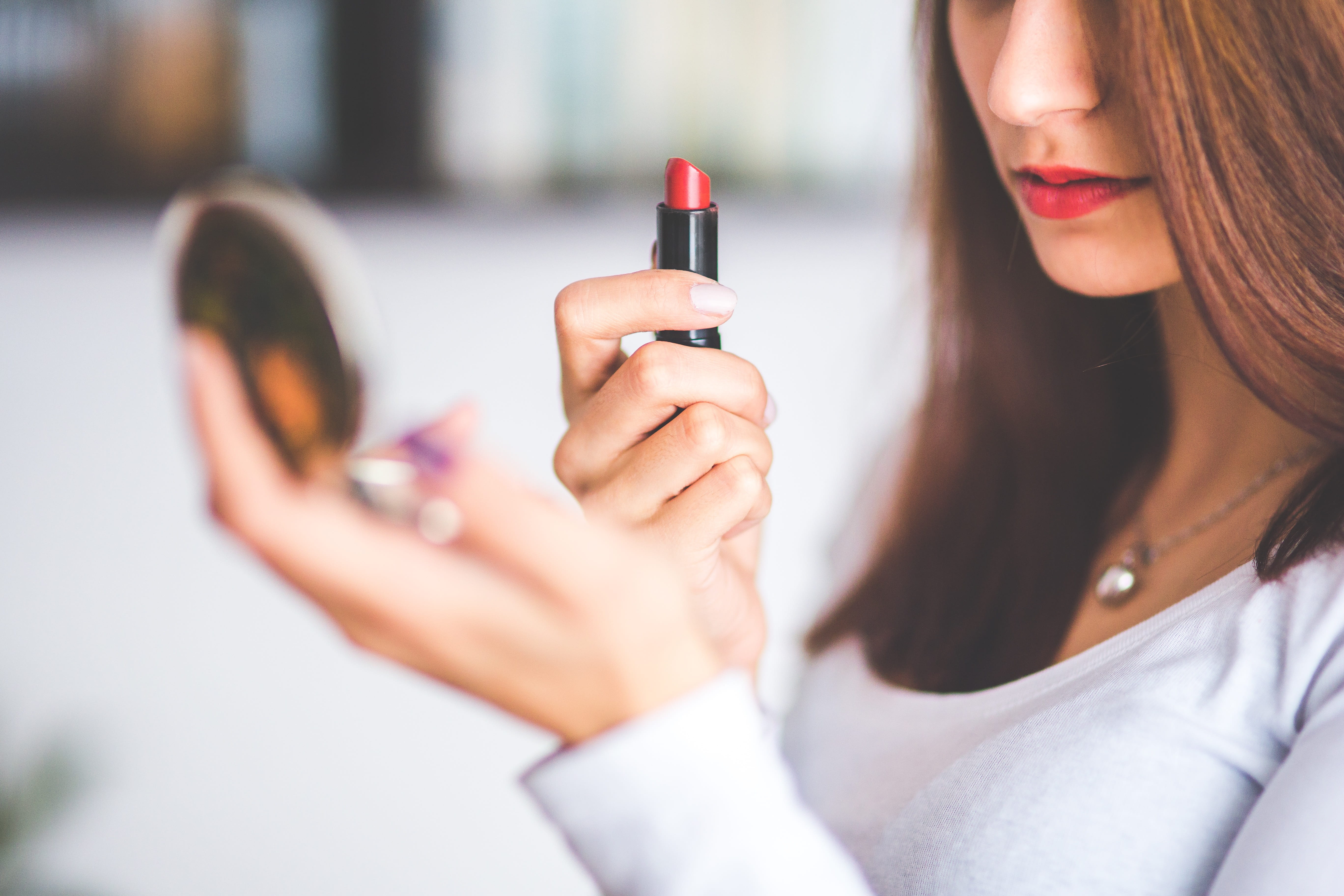 close-up, 5K, portrait, brown, beautiful woman, one person, young, women, hand, lips, lady, long hair, lipstick, beauty, woman, adult, holding, lipgloss, HD Wallpaper