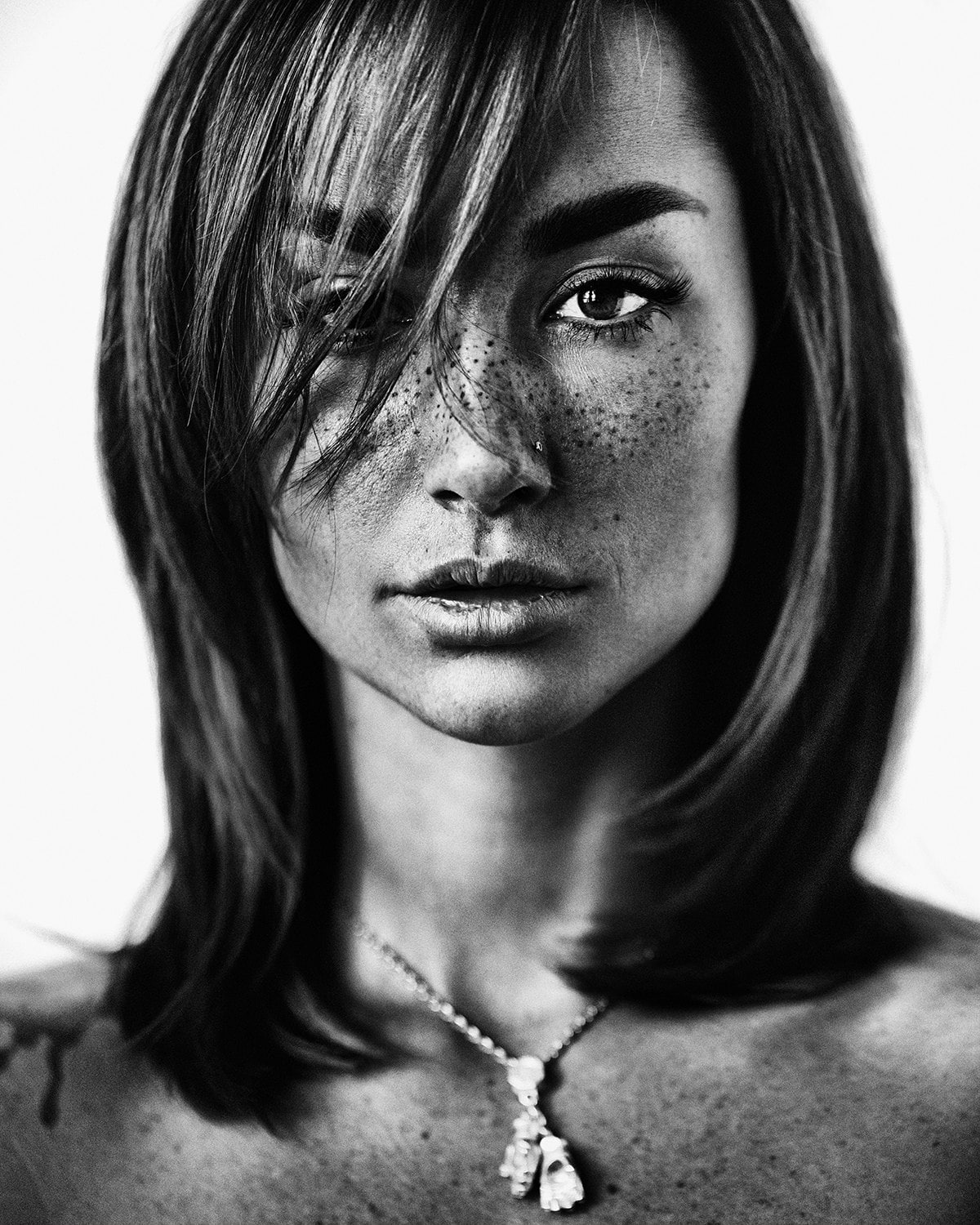 necklace, face, portrait, freckles, 720P, model, monochrome, Aleksey Trifonov, Phone HD Wallpaper