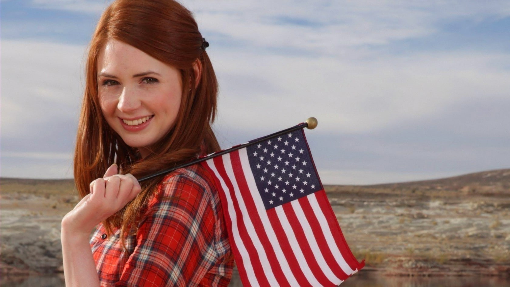 beautiful woman, women, karen gillan redhead women flag, flag, 720P, casual clothing, positive emotion, young adult, smiling, one person, nature, hairstyle, HD Wallpaper