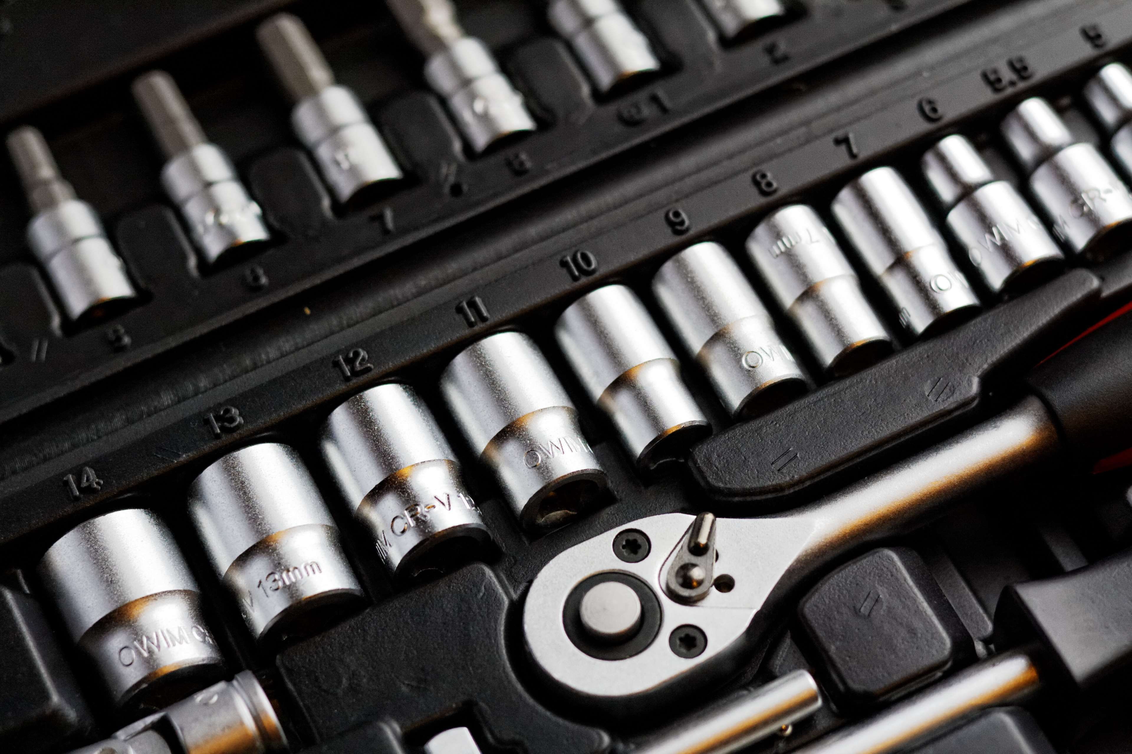 close-up, ammunition, 4K, industry, sign, tools, black color, keyboard, choice, communication, control, backgrounds, large group of objects, computer, HD Wallpaper