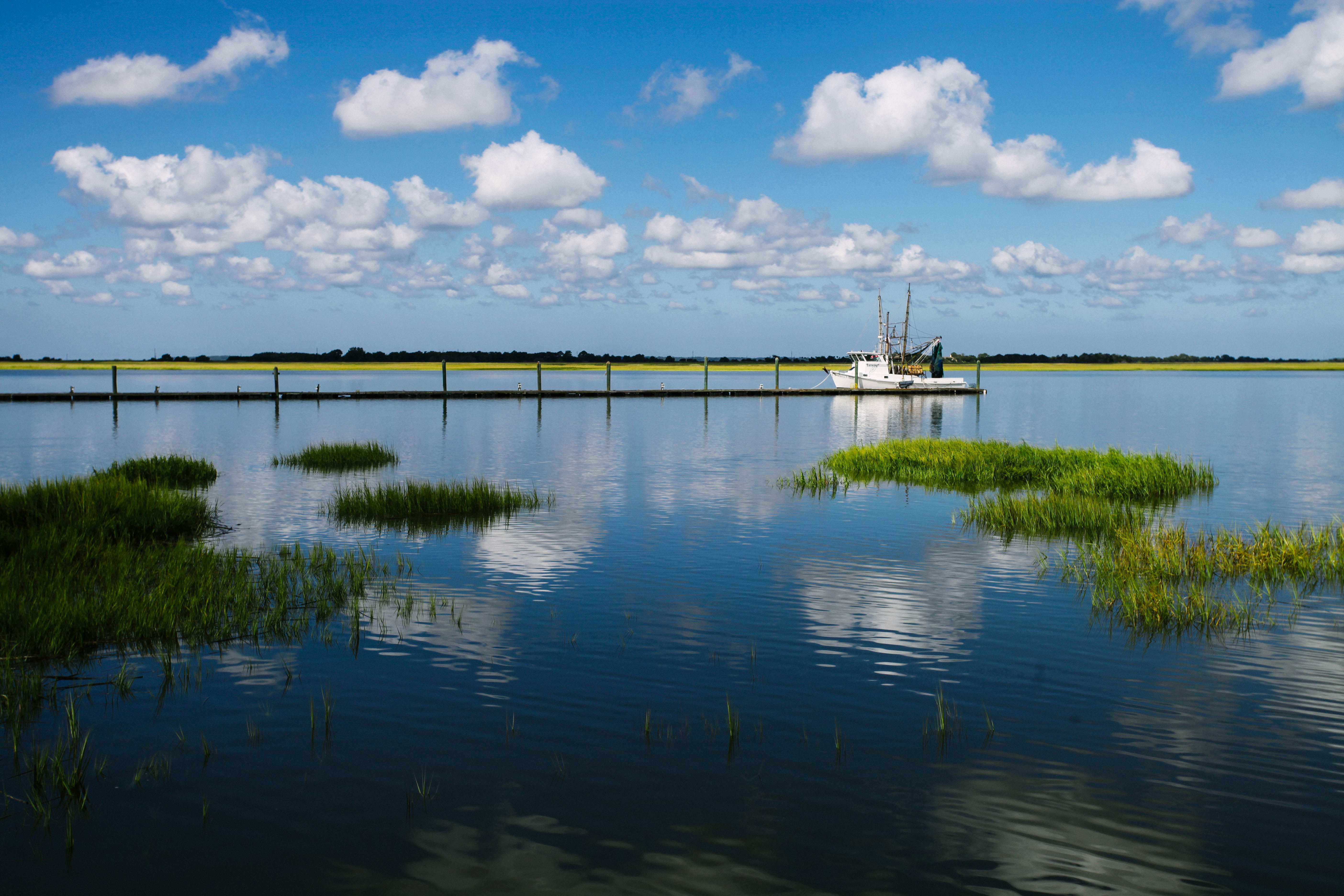 waterfront, south, plant, water, outdoors, sky, jekyll island, architecture, building exterior, reflection, pier, built structure, tranquility, no people, HD Wallpaper