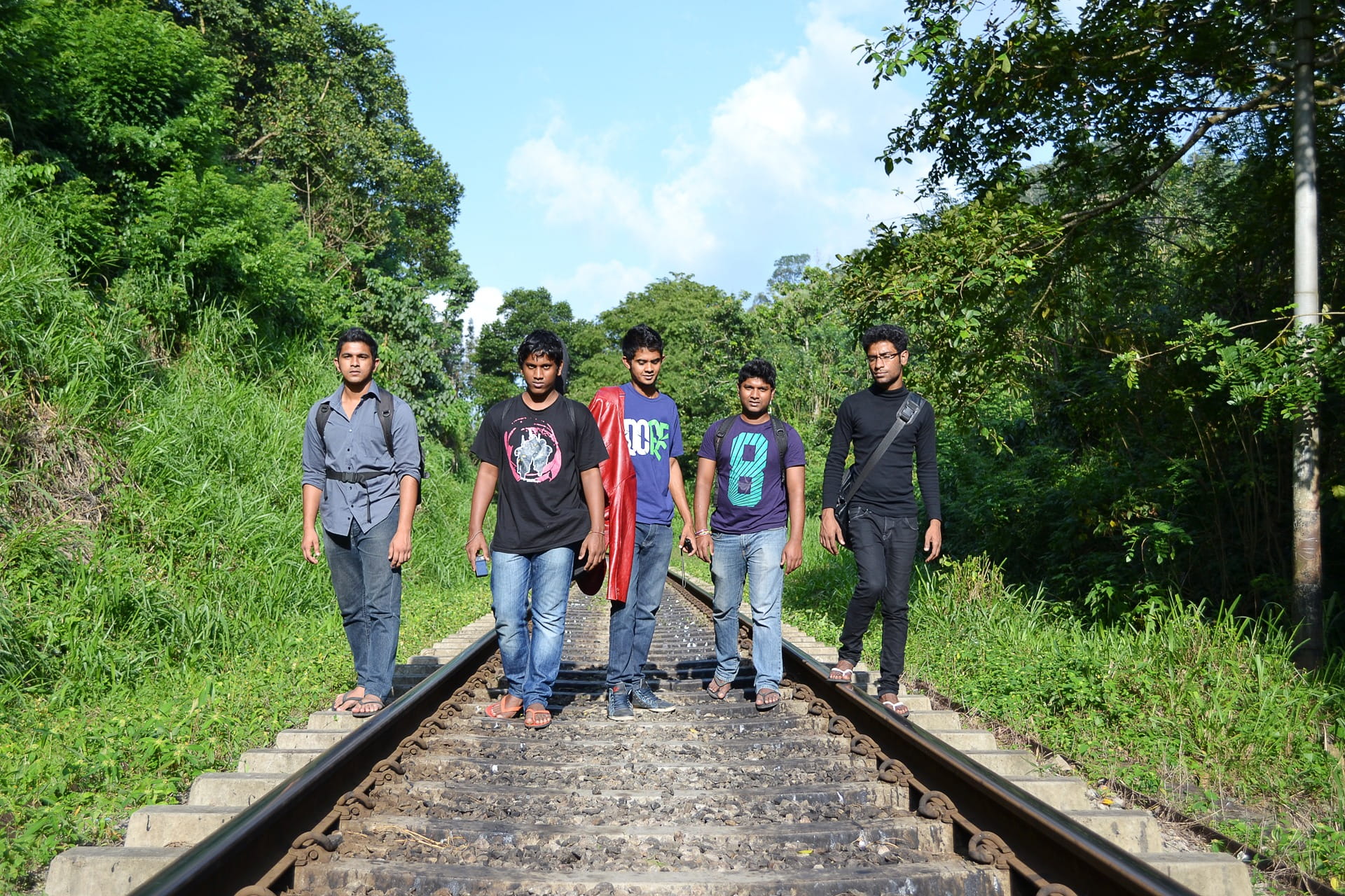 boys, train, standing, outdoors, friends, mawanella, looking at camera, kadugannawa, women, young men, track, casual clothing, day, sri lankans, real people, HD Wallpaper