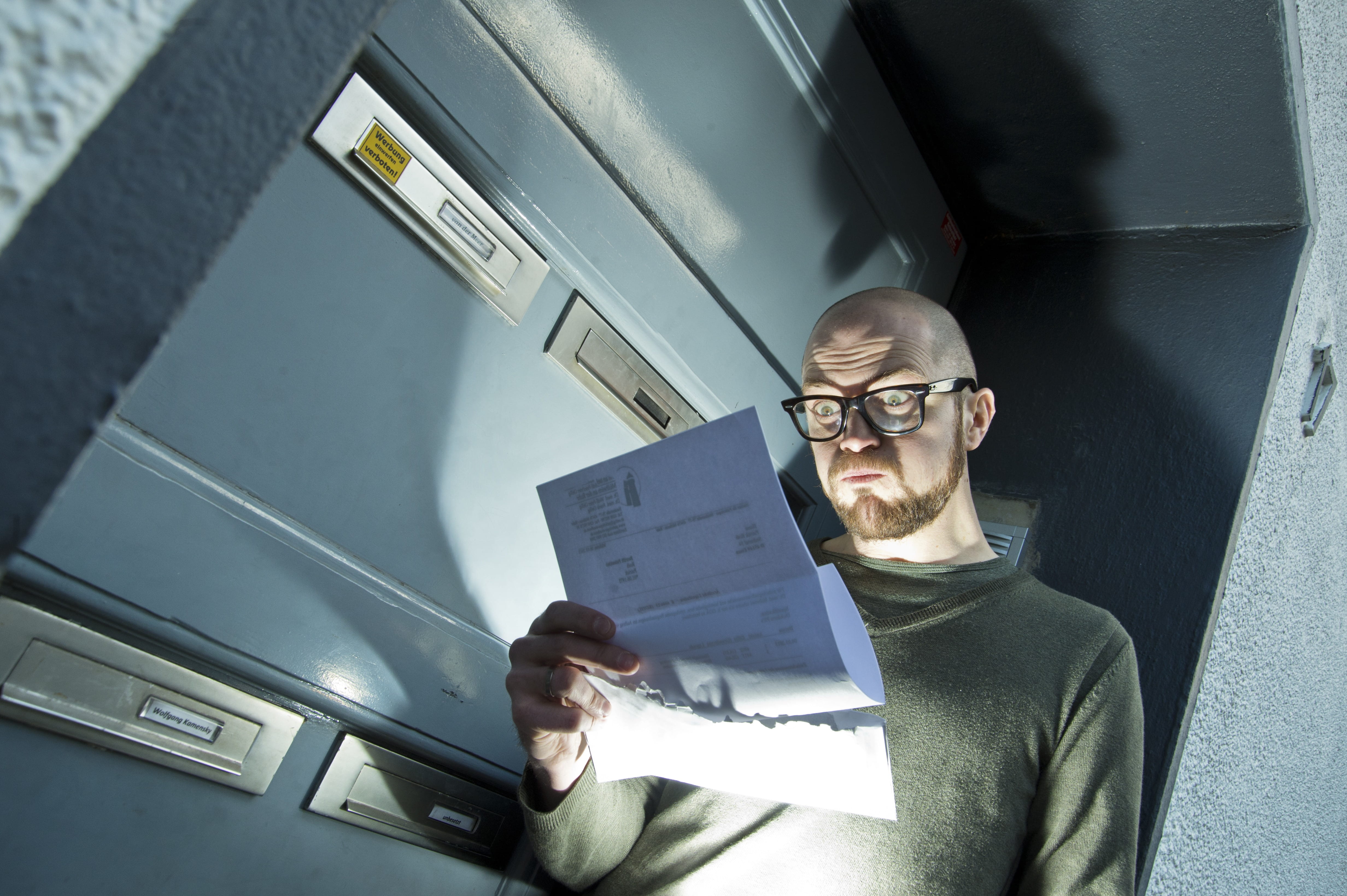 portrait, eyeglasses, men, high angle view, schreck, sitting, 4K, man, mailbox, mid adult, people, hair loss, indoors, shaved head, trouble, adult, business, HD Wallpaper