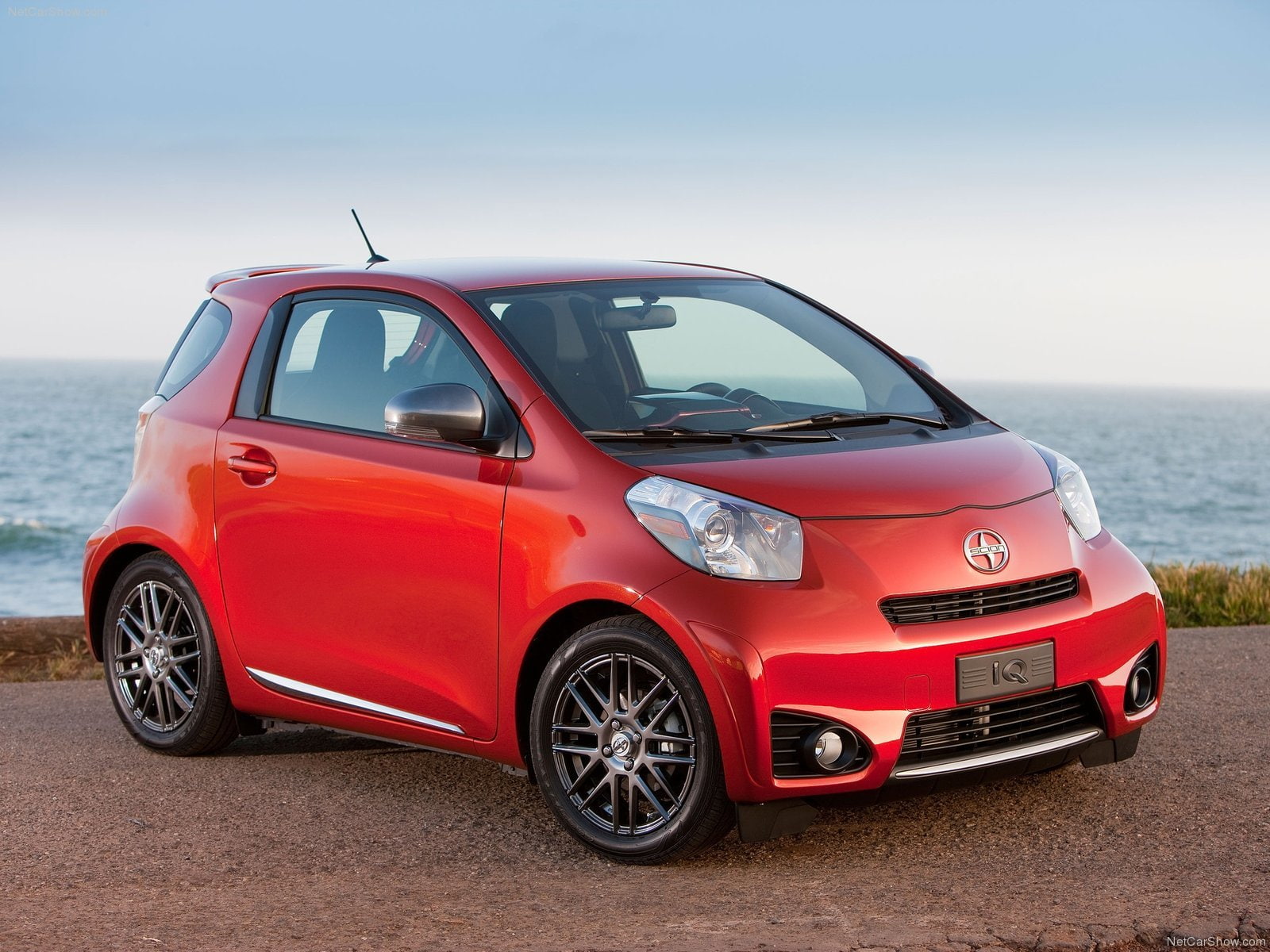 720P, scion iq, 2012, 1600x1200, HD Wallpaper