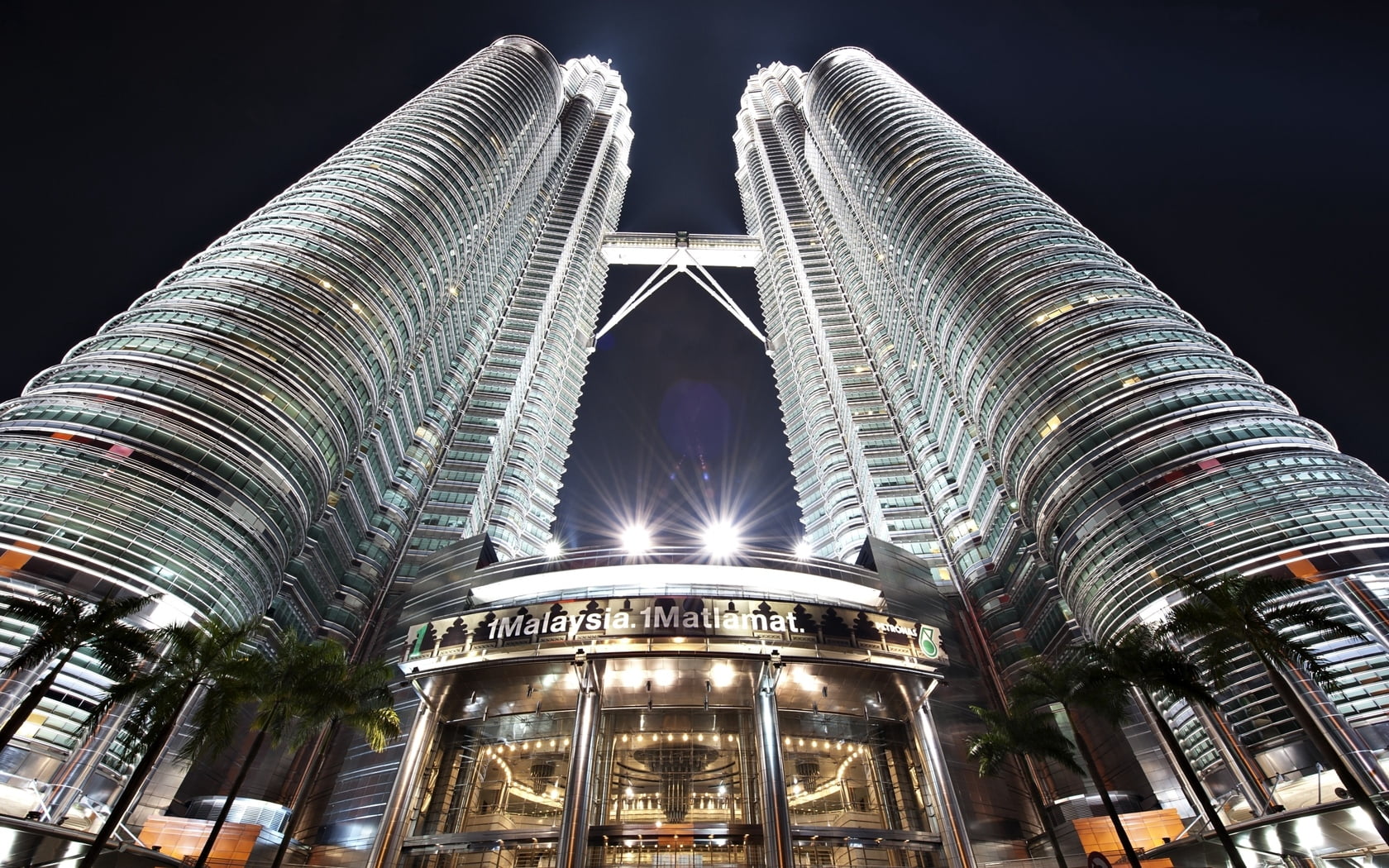 petronas, cityscape, building Exterior, skyscraper, office building exterior, nature, city, construction Industry, urban Skyline, china - East Asia, transportation, HD Wallpaper