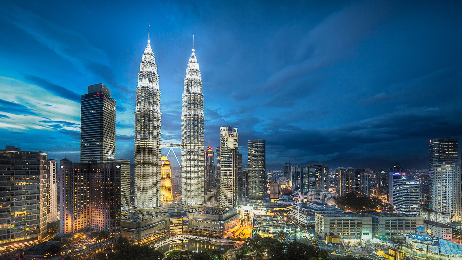 landscape, Petronas Towers, Buildings, Building, city, 1080P, lighted, HD Wallpaper