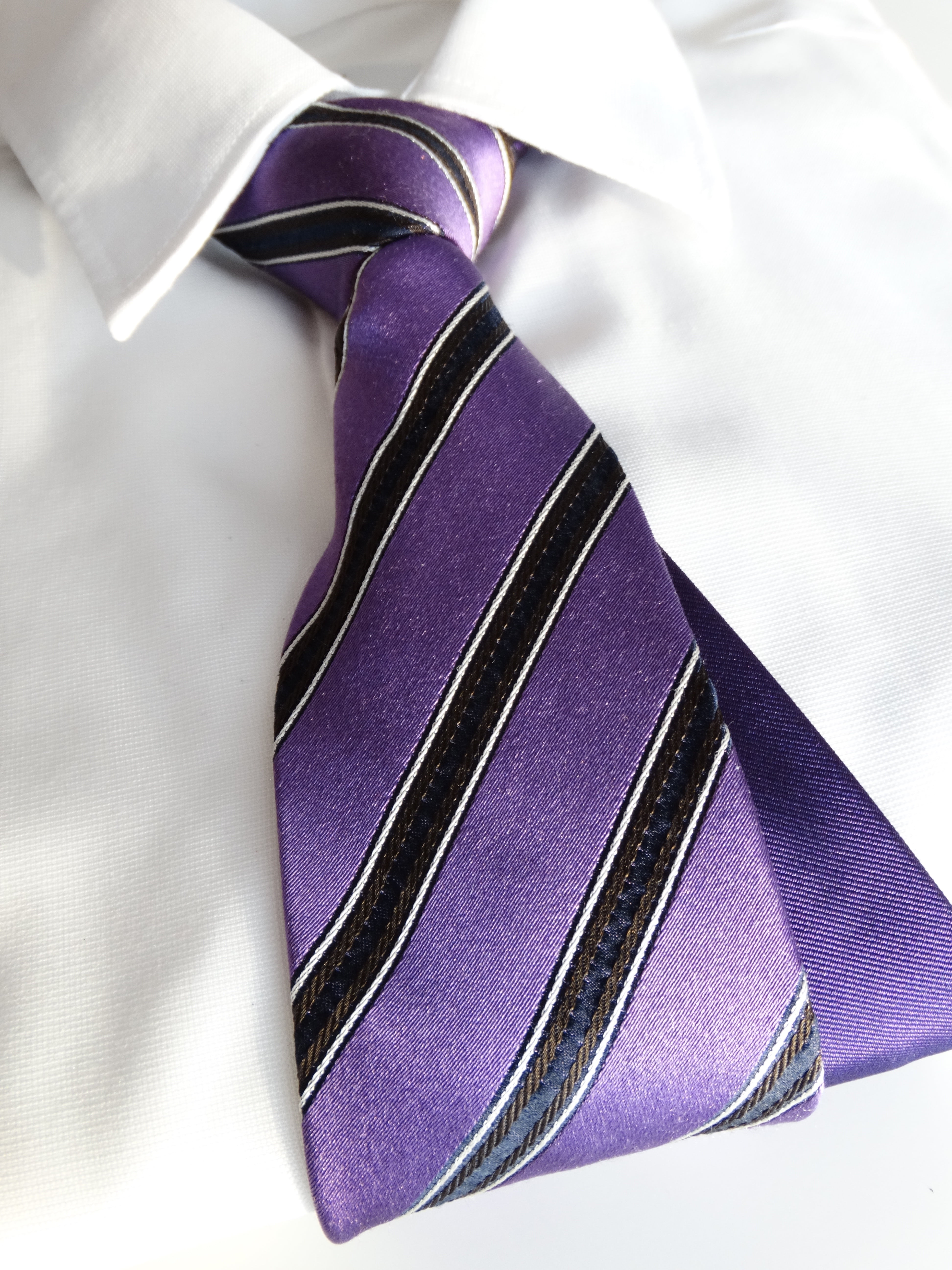 business, necktie, textile, close-up, luxury, collared, mannequin, white color, garment, wealth, button down shirt, violet, well-dressed, indoors, menswear, Phone HD Wallpaper
