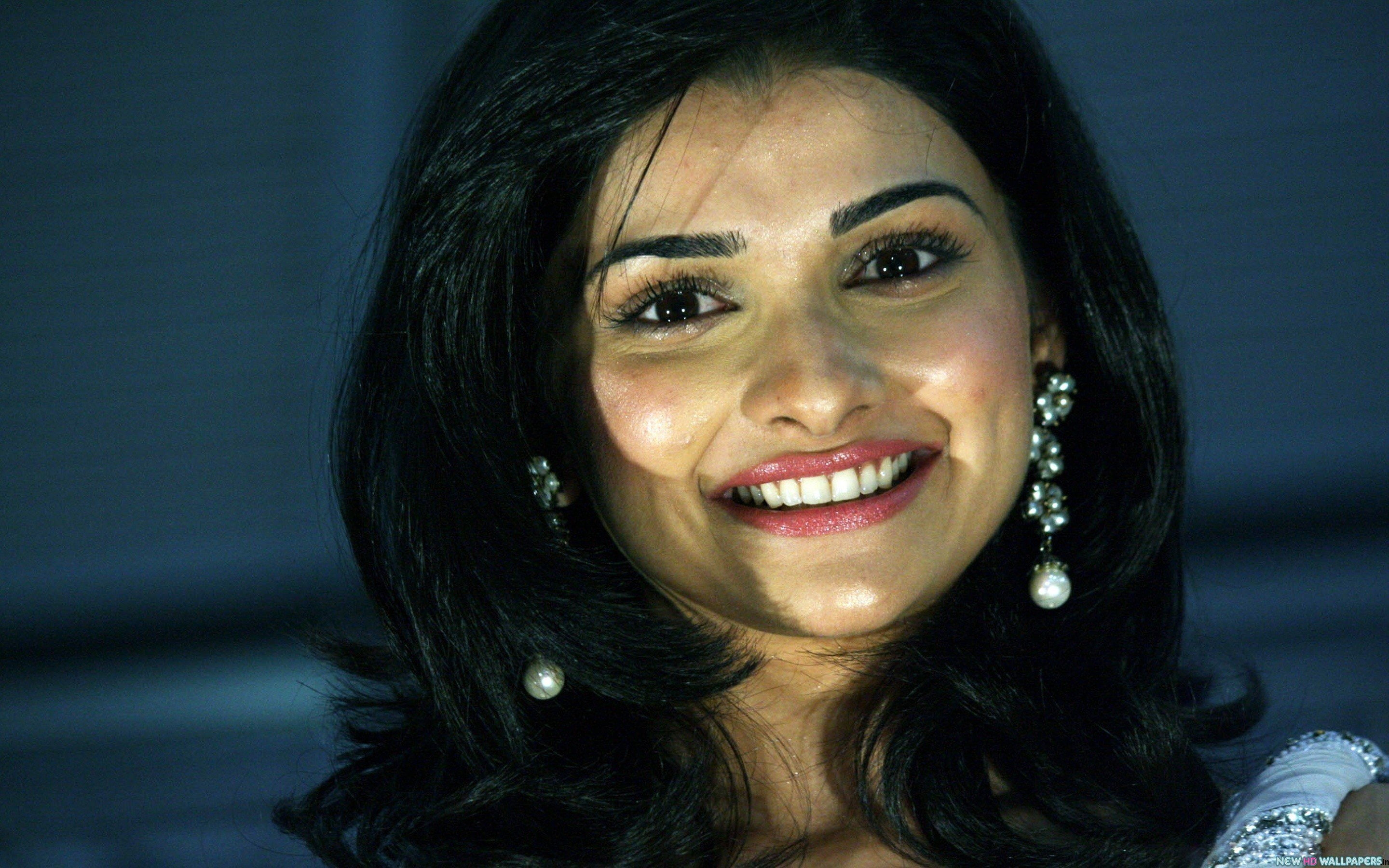 model, babe, actress, desai, prachi, 2K, bollywood, HD Wallpaper