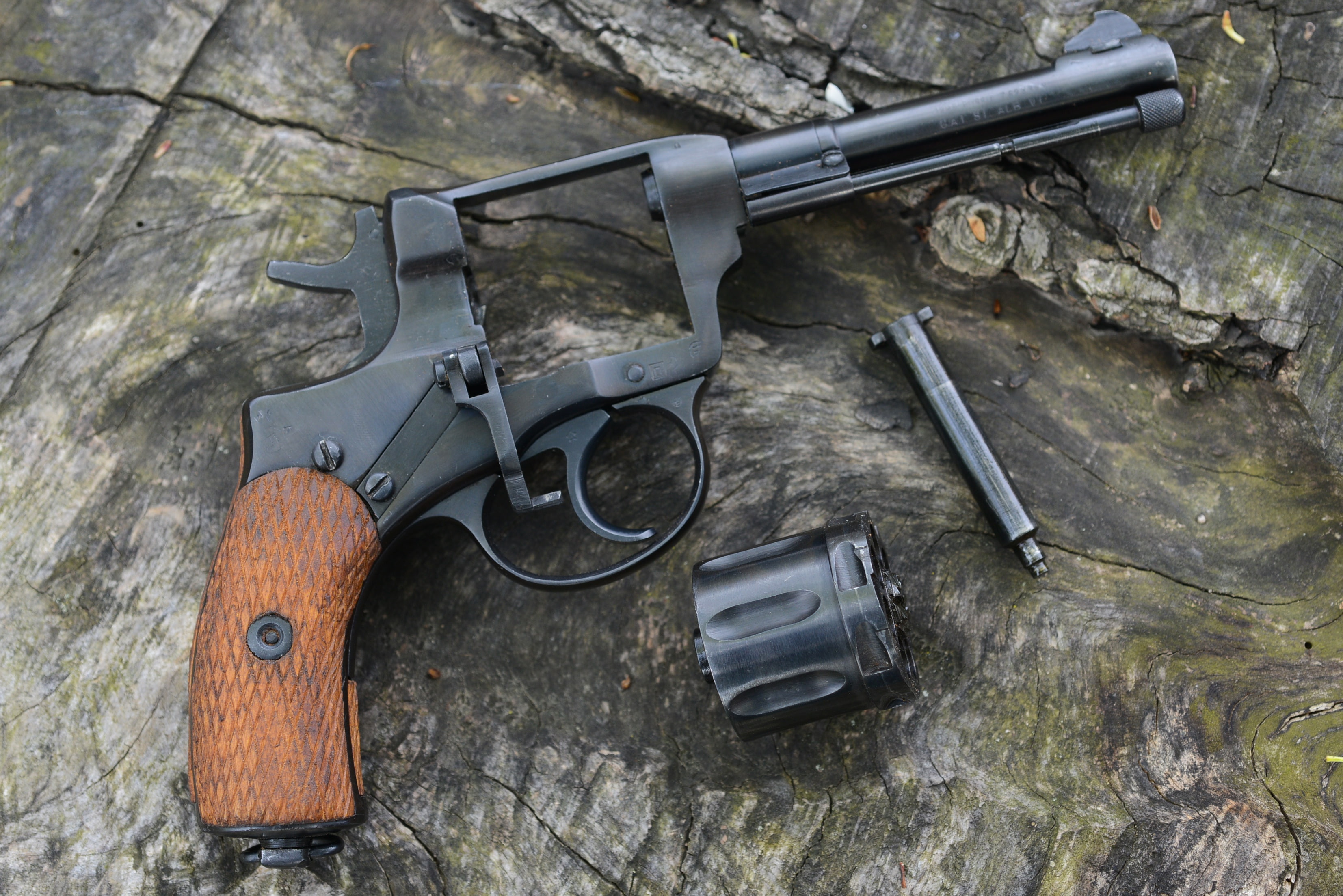 2K, revolver, 1939, disassembled, HD Wallpaper