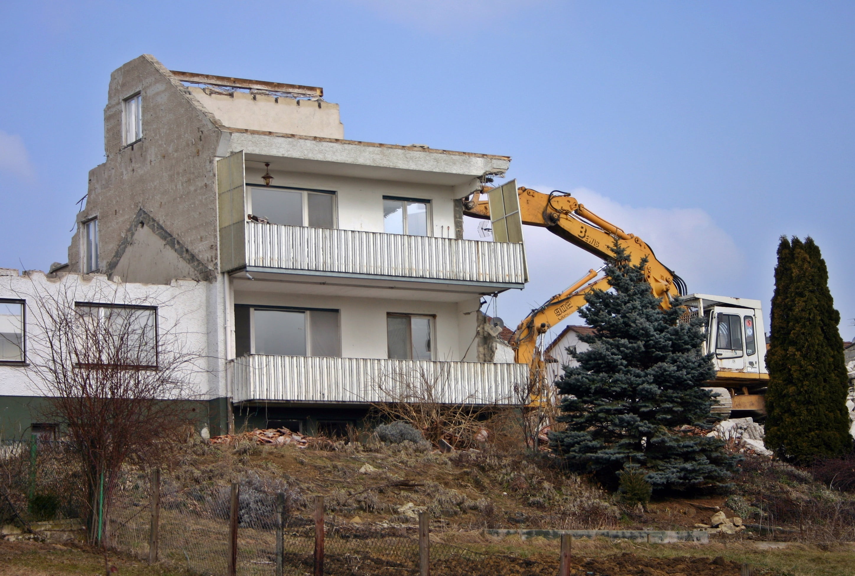 2K, history, site, disassembly, home, destroyed, tear off, travel destinations, architecture, clear sky, no people, construction work, old, plant, built structure, HD Wallpaper