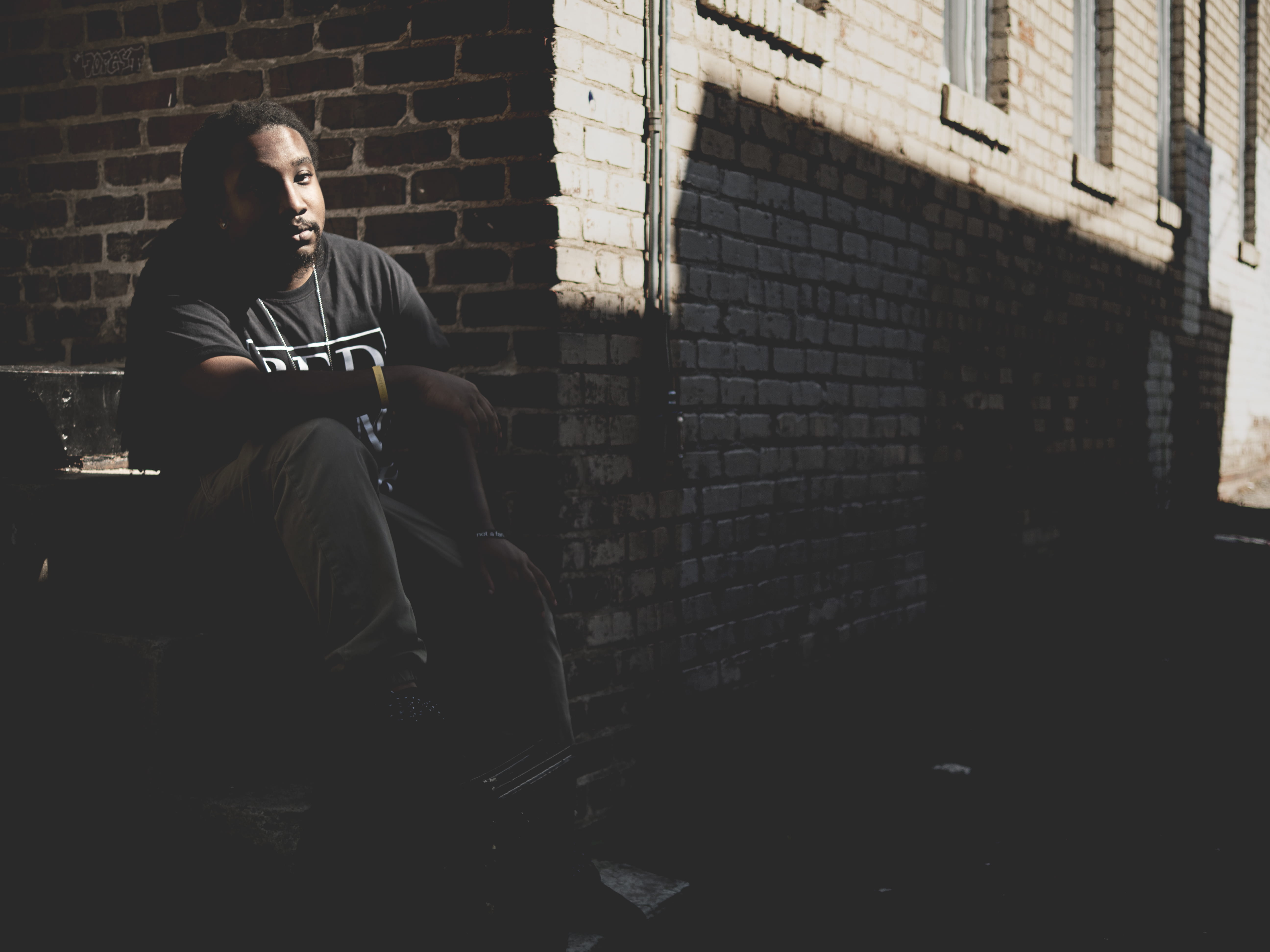 sitting, homelessness, sadness, people, dread, men, adult, man, young Adult, stair, building, relaxation, african american, males, street photography, leaning, HD Wallpaper