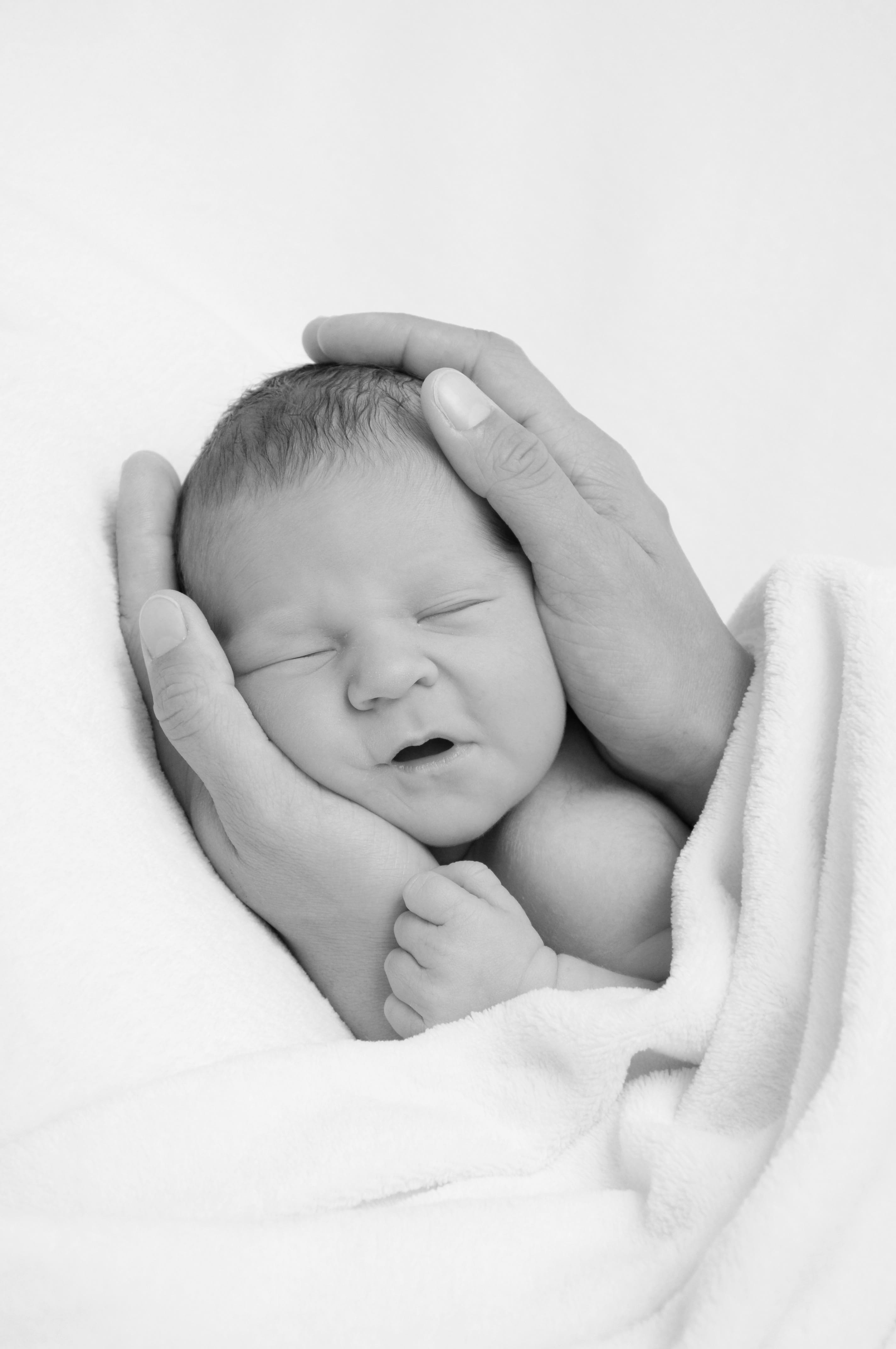 baby, childhood, eyes closed, cute, relaxation, wrapped in a blanket, studio shot, one person, babyhood, child, hand, born, innocence, 4K, young, new life, Phone HD Wallpaper