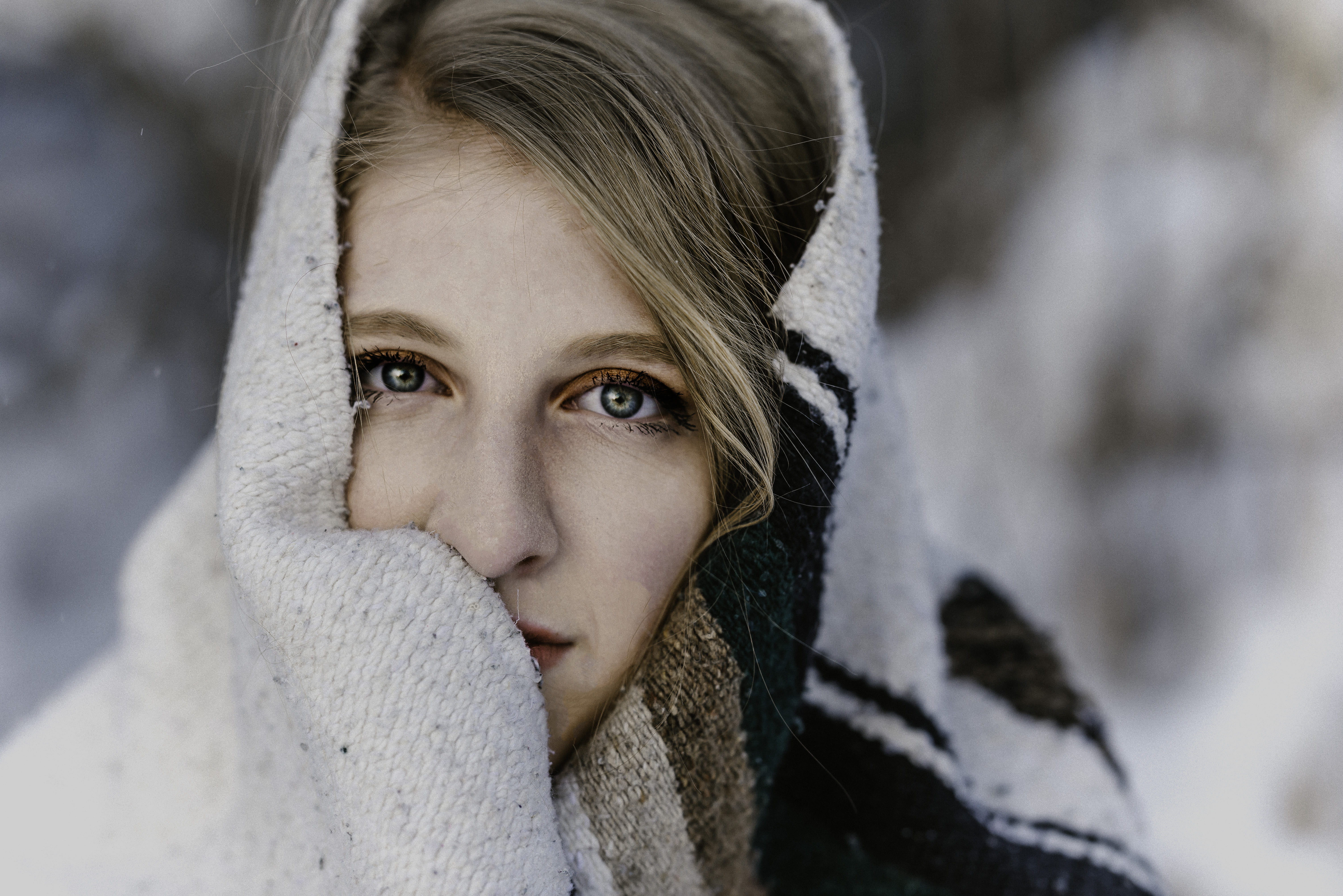 gray, young women, hood - clothing, face, wrapped, clothing, snow, beautiful woman, headshot, woman, hair, black, blanket, human body part, photography, HD Wallpaper