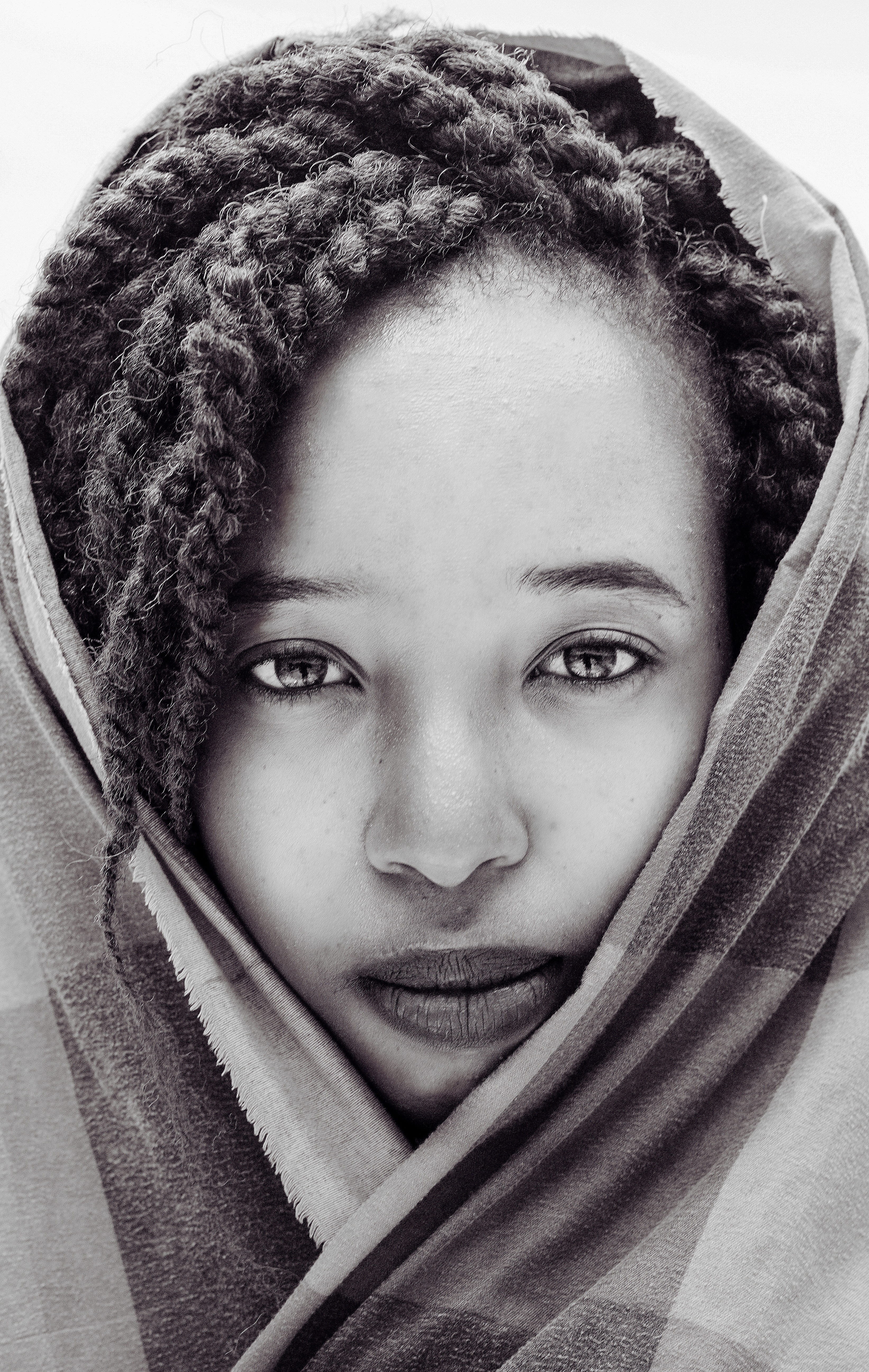 young adult, lifestyles, wrapped in a blanket, person, photo, front view, young women, human face, close-up, looking at camera, beautiful woman, grayscale, Phone HD Wallpaper