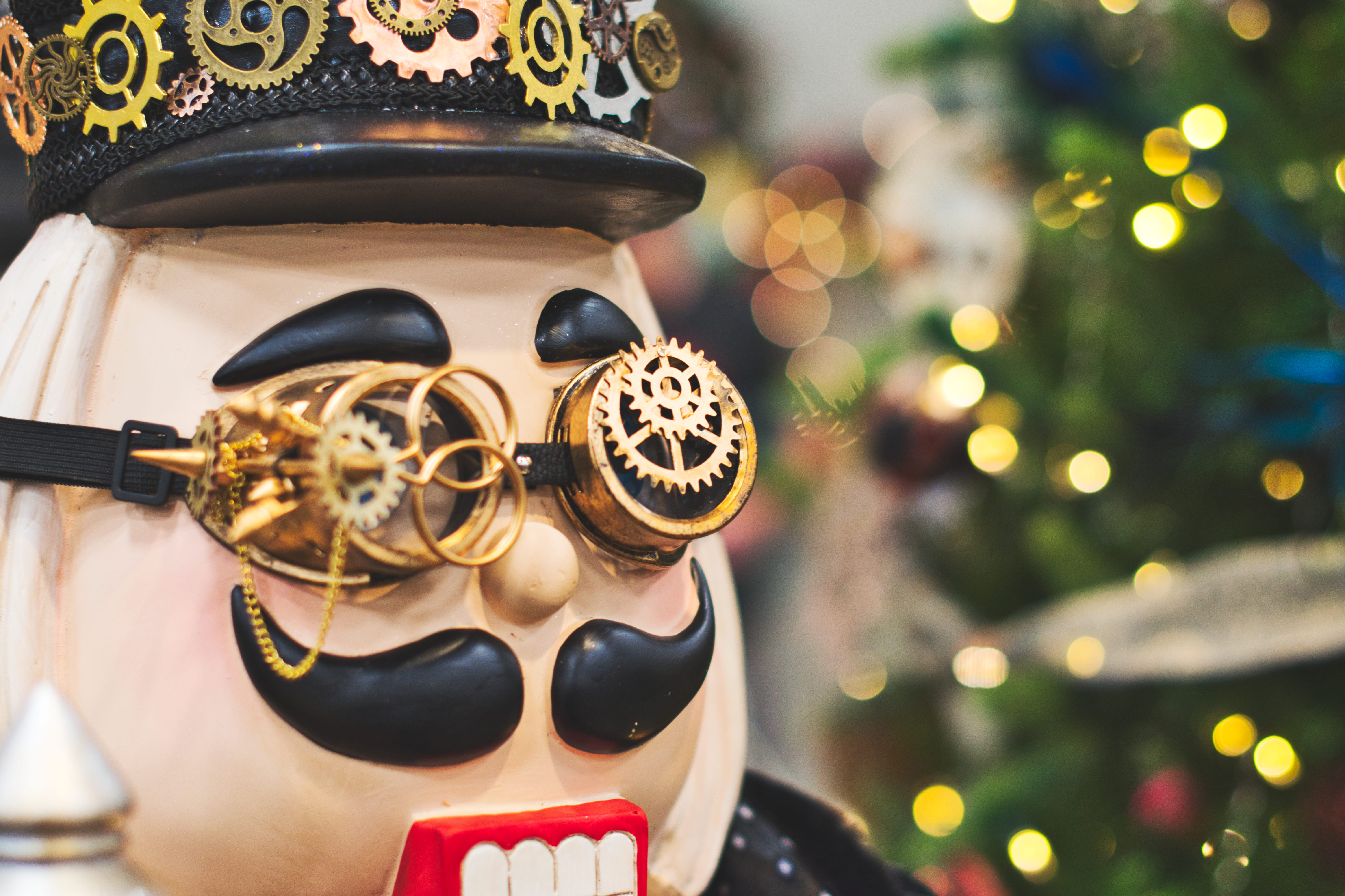 bright, focus on foreground, no people, human representation, gear, holiday - event, black, christmas tree, illuminated, character, celebration, sunglasses, HD Wallpaper